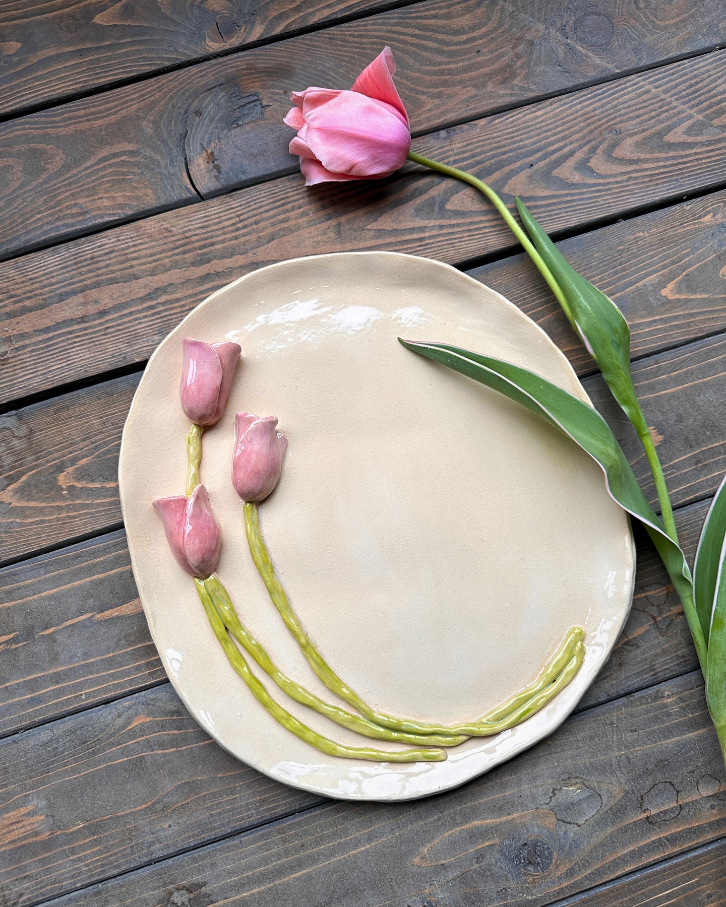 Brandi with her Tulip dish🌷
We have more flower workshops coming up! Check out our website for more details