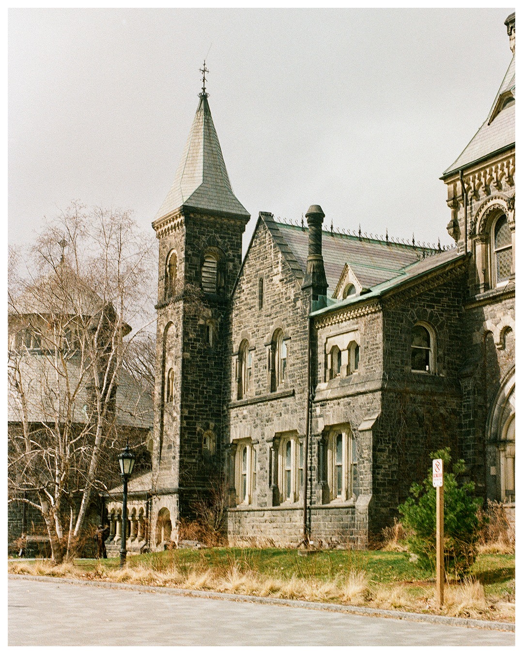 📍Toronto
#FilmPhotography #ShootFilm #MadeWithKodak #KodakGold200 #FilmPhotographer #35mmFilmPhotography #35mmCamera #FilmPhoto #FilmPhotoOfTheDay #FilmIsNotDead #TheFilmCommunity #ExpoFilm #KodakFilm #KodakProfessional #TorontoFilmPhotographers #TorontoFilmPhotography #CanonAE1