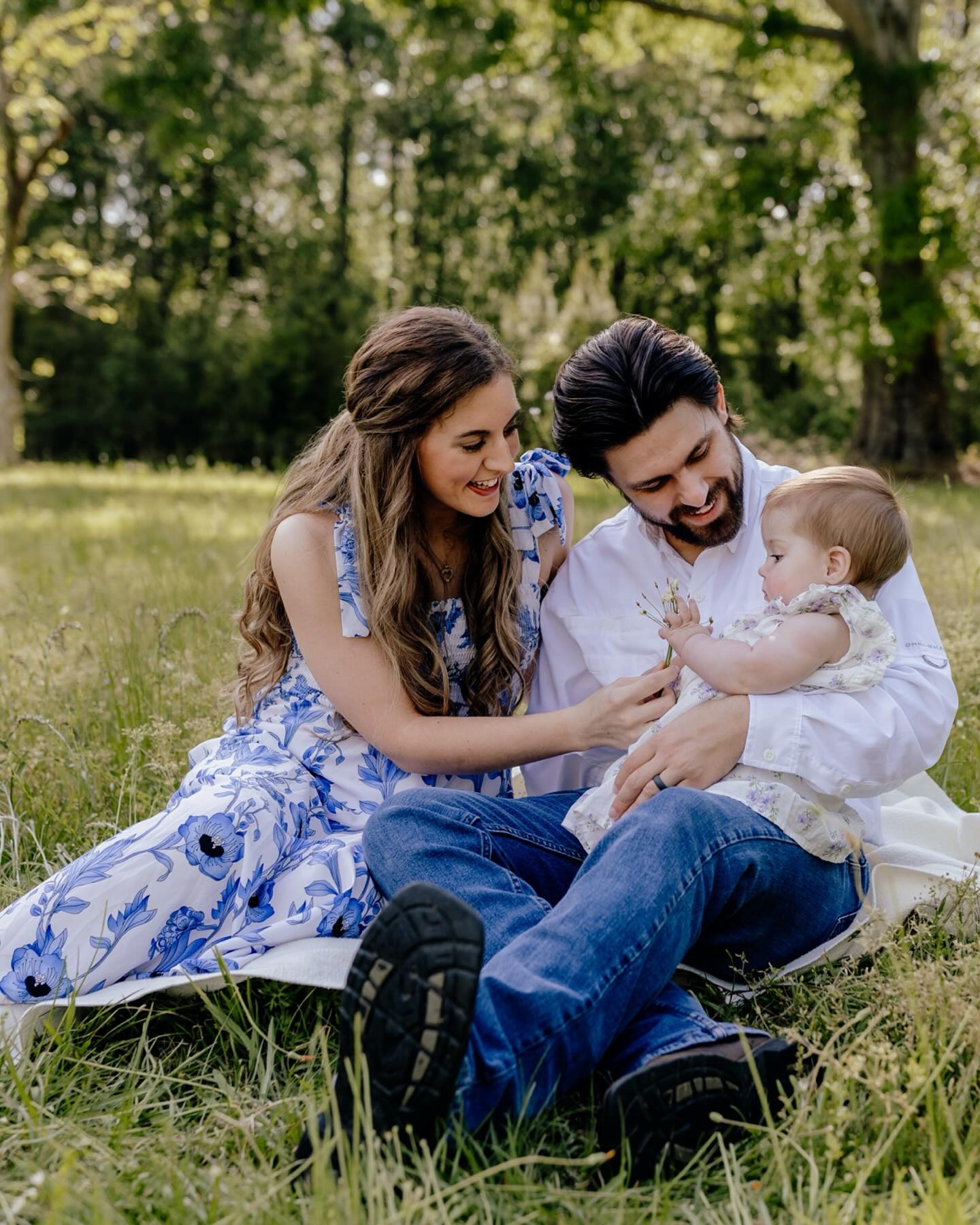 A sweet little springtime family session. 🌷
#hattiesburgphotographer #hattiesburgmsphotographer #mississippiphotographer #neworleansphotographer #hattiesburgfamilyphotographer #mississippifamilyphotographer #neworleansfamilyphotographer #southlouisianaphotographer
