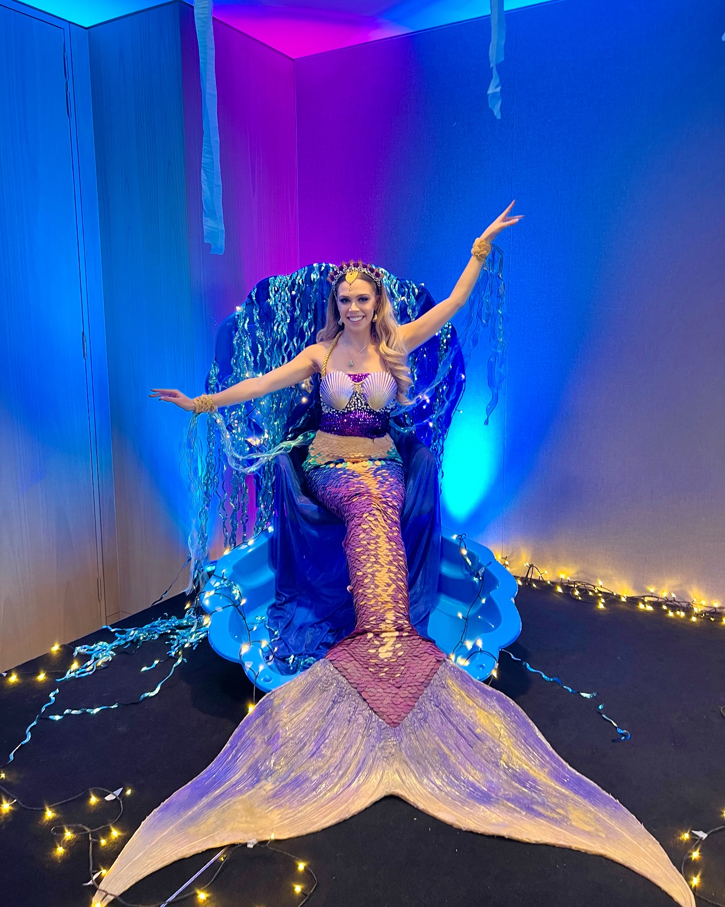 Bringing a touch of ocean-inspired magic to @ashurst_official “Under the Sea” themed corporate event in Melbourne 🧜🏼♀️✨
It was a pleasure to create a unique experience for guests, with fun photo opportunities and unforgettable memories!
#CorporateEntertainment #MermaidTarielle #ProfessionalMermaid #EventEntertainment #UnderTheSeaTheme