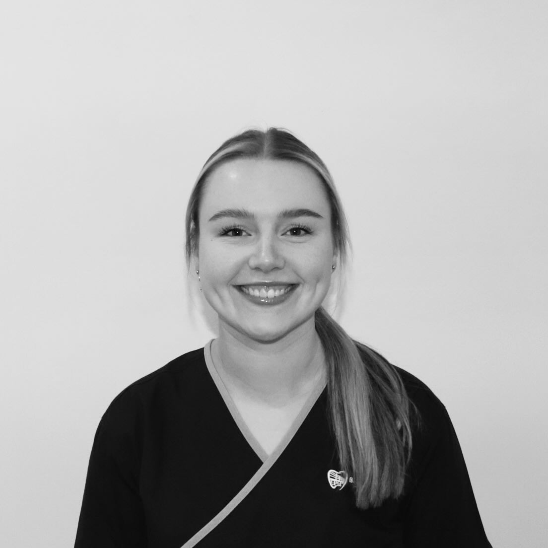 •M E E T • K I M •