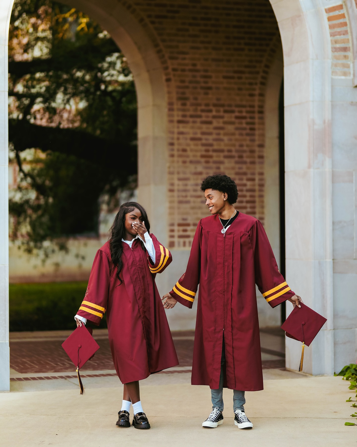 Photog : are yall twins?
Twins : no we cousins 🤣
Take a look at these awesome twin graduation photos ✨✨
We are still booking seniors!
#senior #htxphotog #photography #photoshoot