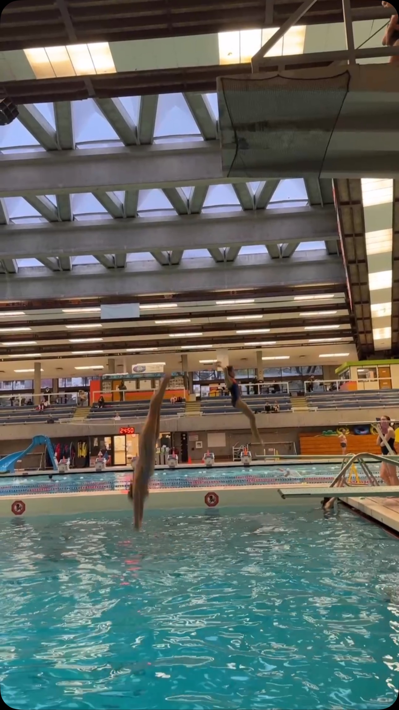 Our young competitive divers are diligently preparing for the upcoming Bev Boys Diving Competition.
#idivevancouver #springboarddiving #platformdiving #bcdiving #sport #vancouversports #vancouversportsclub #vancouveraquaticcentre