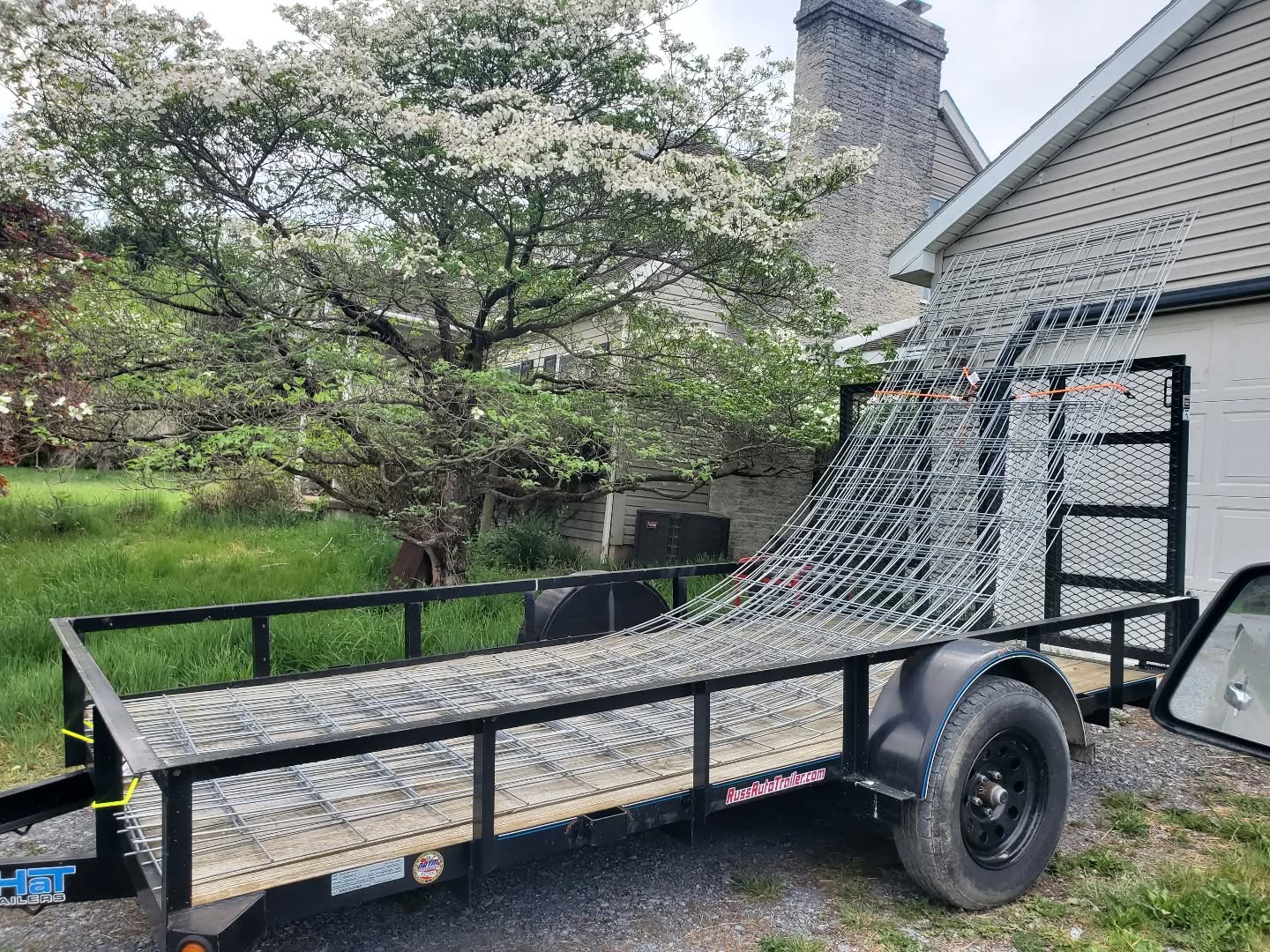 Finally got some cattle panels for the garden. I hope they work out well this year. I have lots of climbing plants to plant. Let the garden games begin!
www.mysticmoonlightfarm.com
#mysticmoonlightfarm #gardening #cattlepaneltrellis #gradentrellis #raisedgardenbeds #vegetablegarden #countrylife #vegetables #trellis #climbingplants