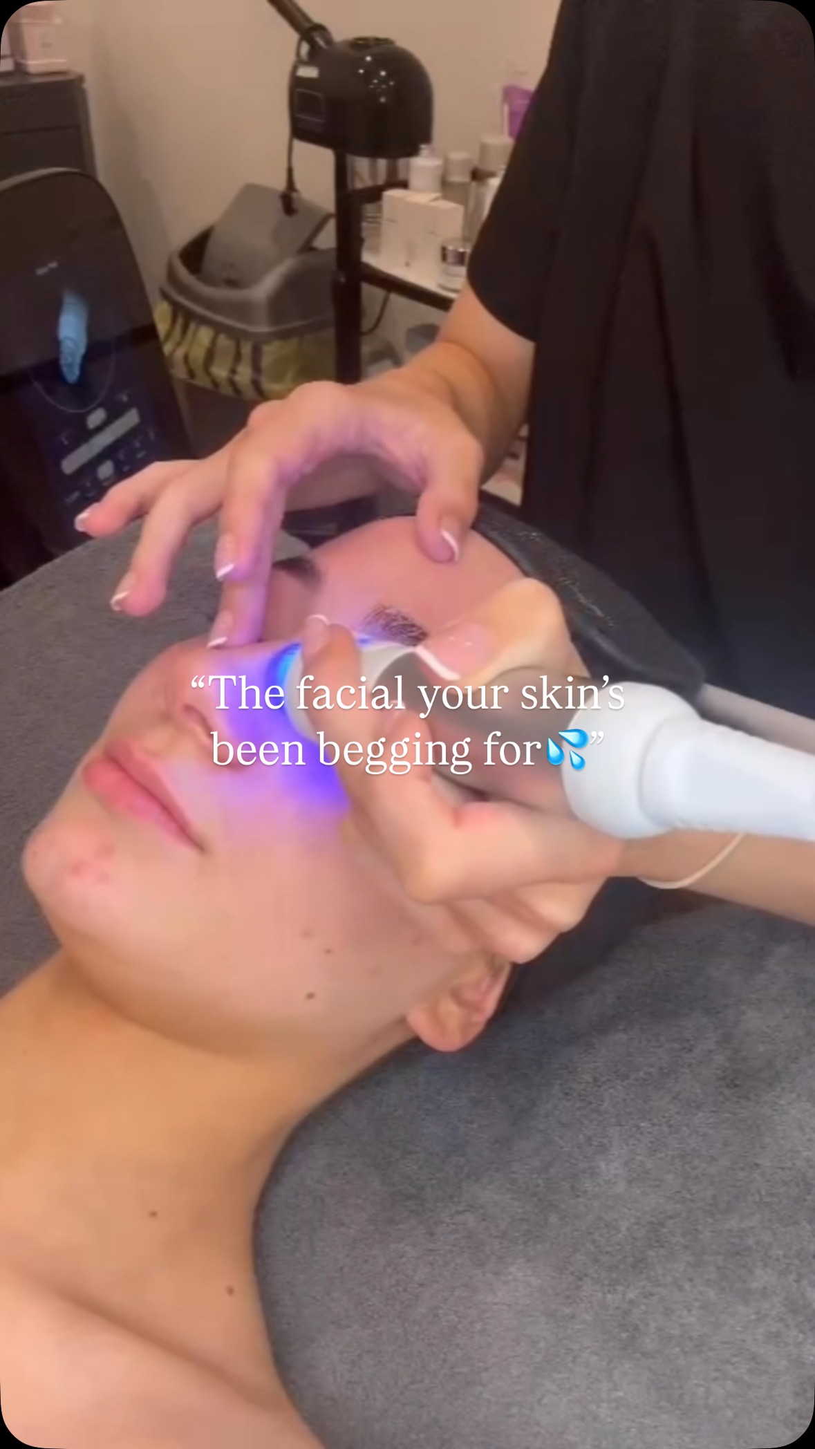 Ready to glow ✨💦
The Nova Hydra Facial Device offers ultimate luxury for your clients skin.
With 10 technologies to this treatment is exceptionally customisable, letting you tailor each session in a client’s specific needs.
Get in touch with our team, or book an on-line demo of the machine.
🌐www.novapellisaesthetics.com
💌info@novapellisaesthetics.com
📱0800 009 6397
📱WhatsApp 07497 831533
#novahydra #novapellis #skinrejuvenation #hyperpigmentation #skinhealth #clinicowners #salonowners #hydratedskin #glowingskin #radiofrequency #bespokefacial