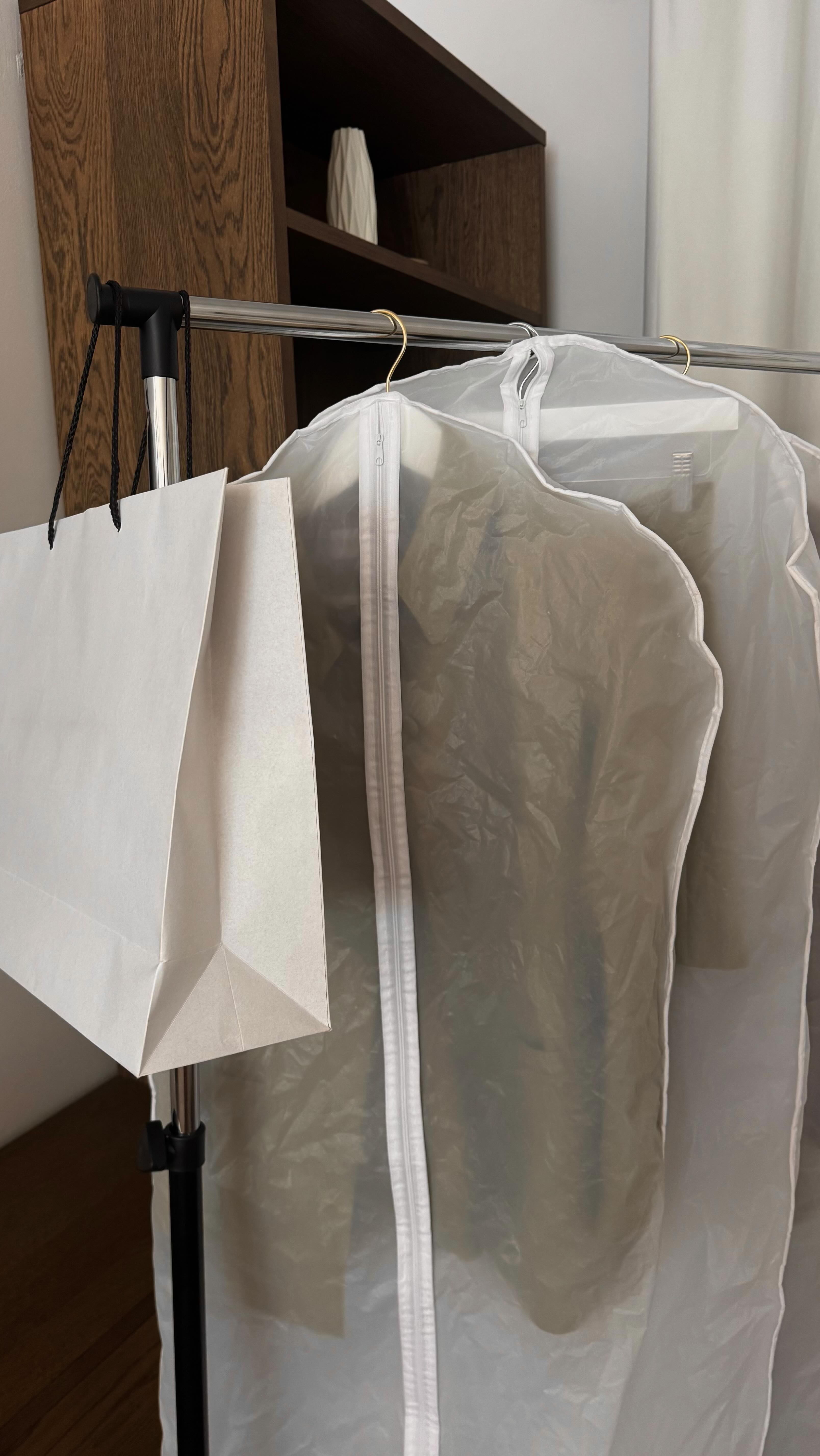 Where fine wine and fine tailoring meet.🍷