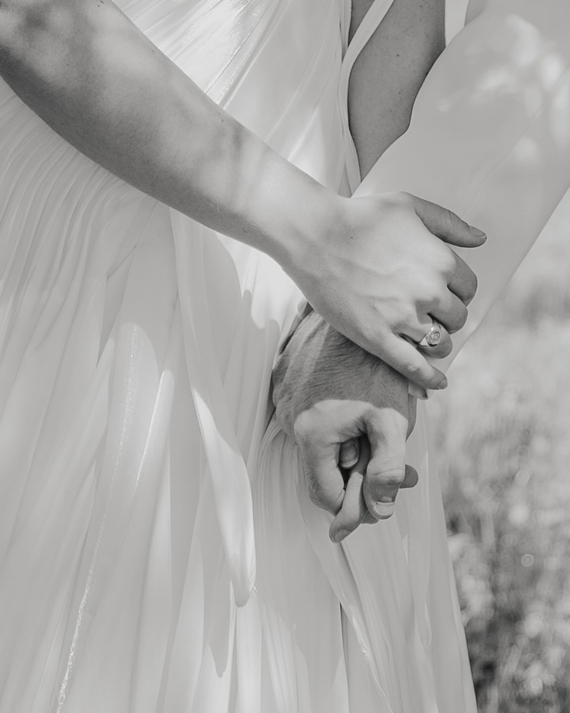 //
.
.
.
#weddingphotography #weddingday #weddingphotographer #couplephotographer #couplephotography