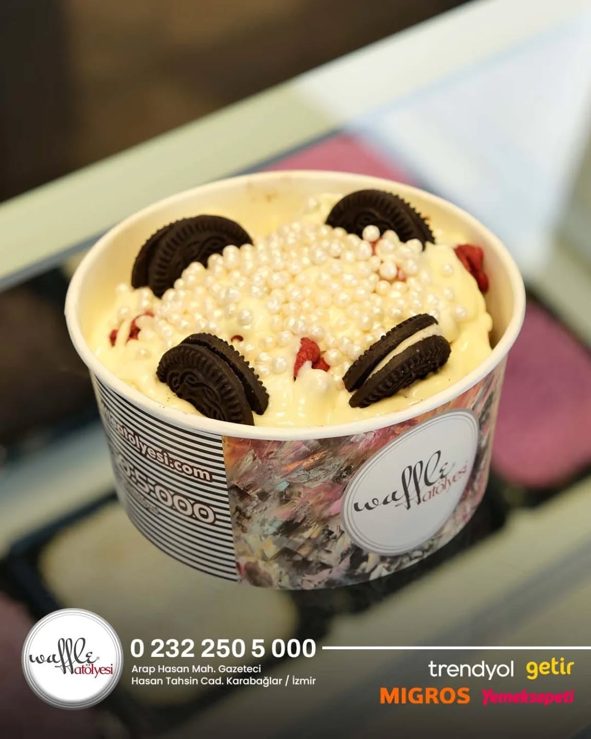 Kendi waffle’ını kendin yapmaya ne dersin? 😋
Renk renk meyveler, çeşit çeşit çikolatalar ve dilediğin süslemelerle hayalindeki lezzeti yemek artık çok kolay!
📍 Arap Hasan Mah. Gazeteci Hasan Tahsin Cad. Karabağlar / İzmir
📞 0 232 250 5 000
Sipariş için 👉 Trendyol | Getir | Migros | Yemeksepeti
#WaffleAtölyesi #KidsWaffle #TatlıKaçamak #İzmirLezzetleri #MutlulukBurada