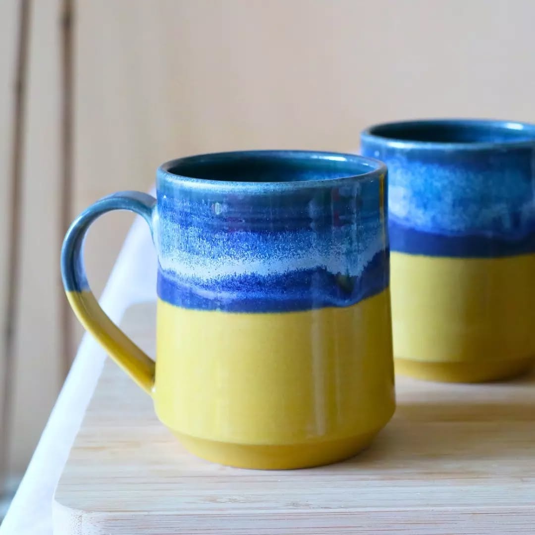 This week's design : "Summer Blues"
And it's about time because it is a sunny week in the Netherlands! Don't forget your sunglasses when you come visit me on the market May 3+4, 11:00-17:00. I'll be there with these beauties and more colorful happy tableware.
Where? Lange Vijverberg DenHaag
@lemariemarche
#summer #summerblues #summerceramic #funtableware #ukraine #claycraft #handmadeshop #handmademarket #marketdenhaag #marketinthehague #pottery #ceramics #pottenbakken #glazechemistry