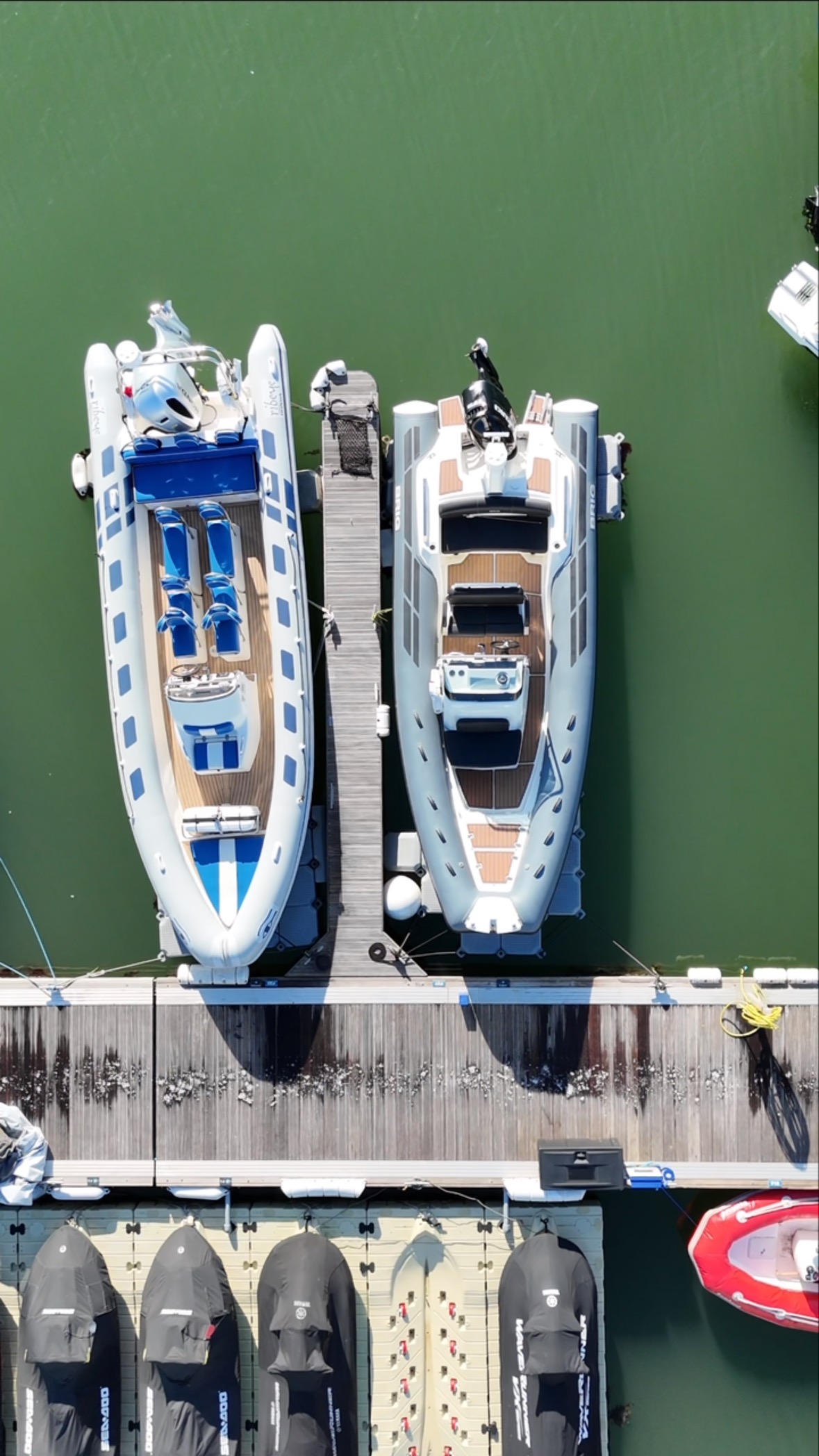 đ What a streak of sunny days weâve been blessed with! Perfect weather for making waves and soaking up the sun on the water.
Who else has been loving this amazing weather as much as we have? âď¸đ
#SunnyDays #PerfectWeather #BoatLife #JetskiLife #SummerVibes