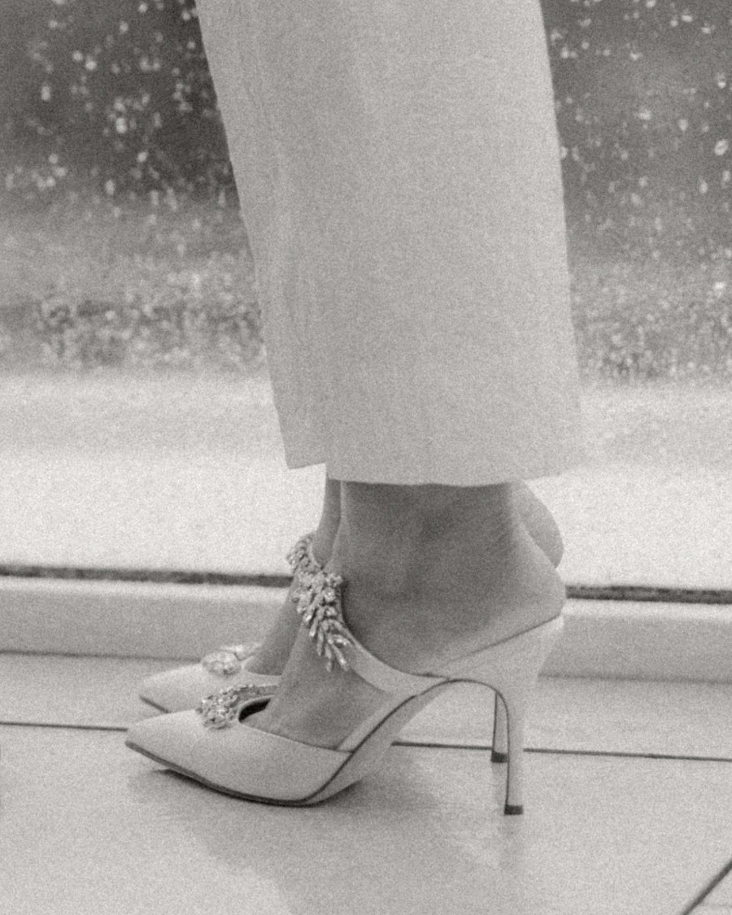 Your wedding shoes - they carry you all the way through your married life 🤍
#hochzeitsfotografie #hochzeitsfotograf #hochzeit2026 #hochzeithamburg #hamburghochzeit #civilwedding #hochzeithamburg #hochzeitsfotografhamburg #melinawaliczekfotografie