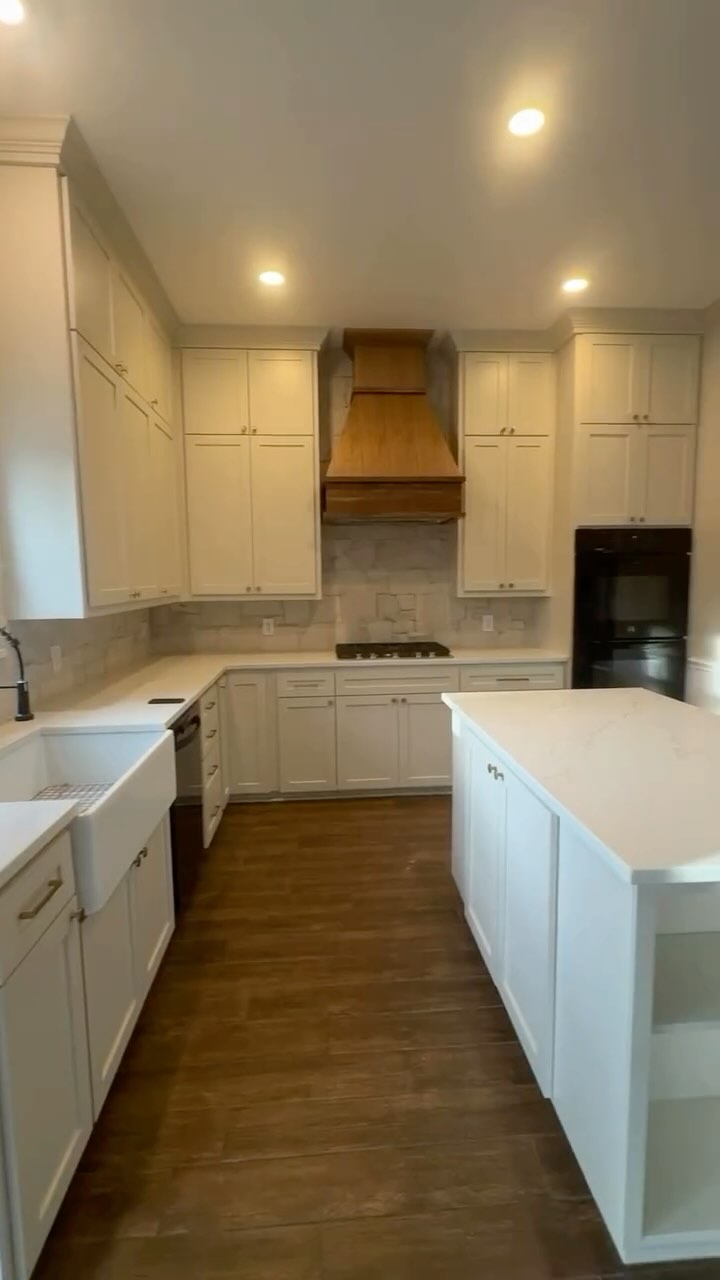 Kitchen transformation! Refaced cabinets and new uppers = instant style boost ✨
-
-
-
-
-
#KitchenMakeover
#zapatacustomcabinets
#customcabinetry #dfw #custommade #HomeDecor #RenovationInspo #KitchenGoals #HomeRenovation #DesignInspo #KitchenLove #HomeSweetHome #KitchenDesign #RenovationDoneRight #KitchenRefresh #HomeMakeover #DIYDecor #KitchenStyle #InteriorDesign #HomeTransformation #KitchenInspo #RenovationIdeas