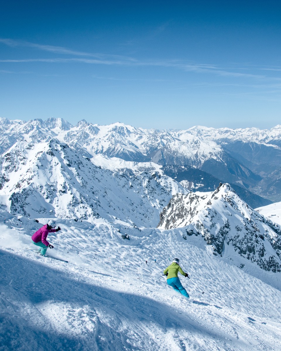 The Target Group in the Alps is not your average audience. ⛷️
They’re hard to reach.
And highly influential.
These are high-earning, highly educated, brand-aware individuals.
They don’t follow trends, they set them.
They connect with moments that feel meaningful.
They value design, quality, and detail.
And when they’re in the Alps, they’re relaxed, open, and fully present.
This is who your brand meets up here.
#verbier #targetaudience #alpdest