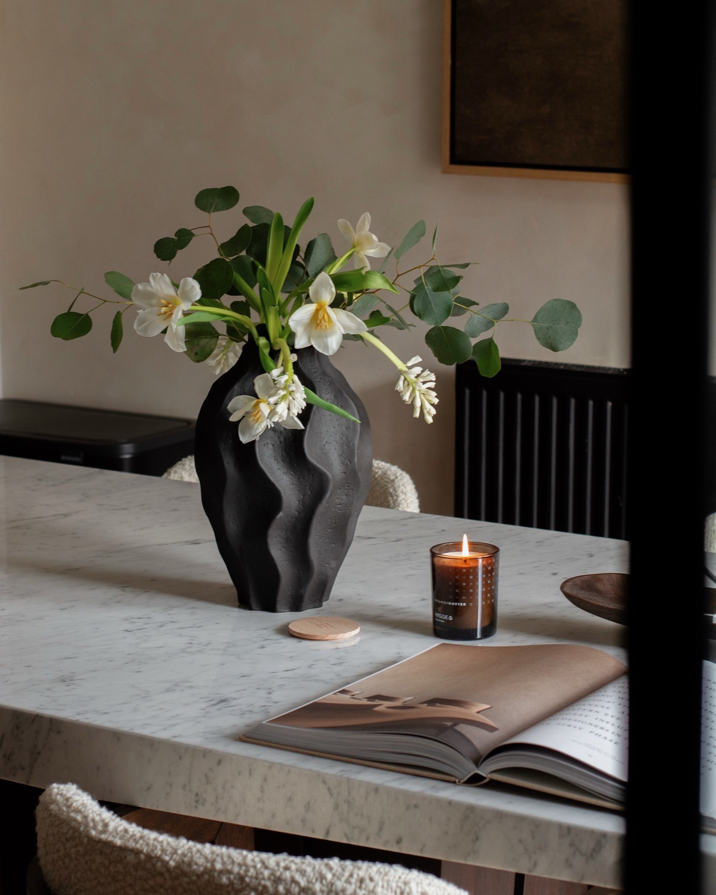 Creating little moments with @skandinavisk new candle design 🕯️✨
All of the same beautiful scents! My favourite being HYGGE & HAV 🥰
Gifted by SKANDIVINAVISK
Back to work for us today! Have a lovely BH Monday xx