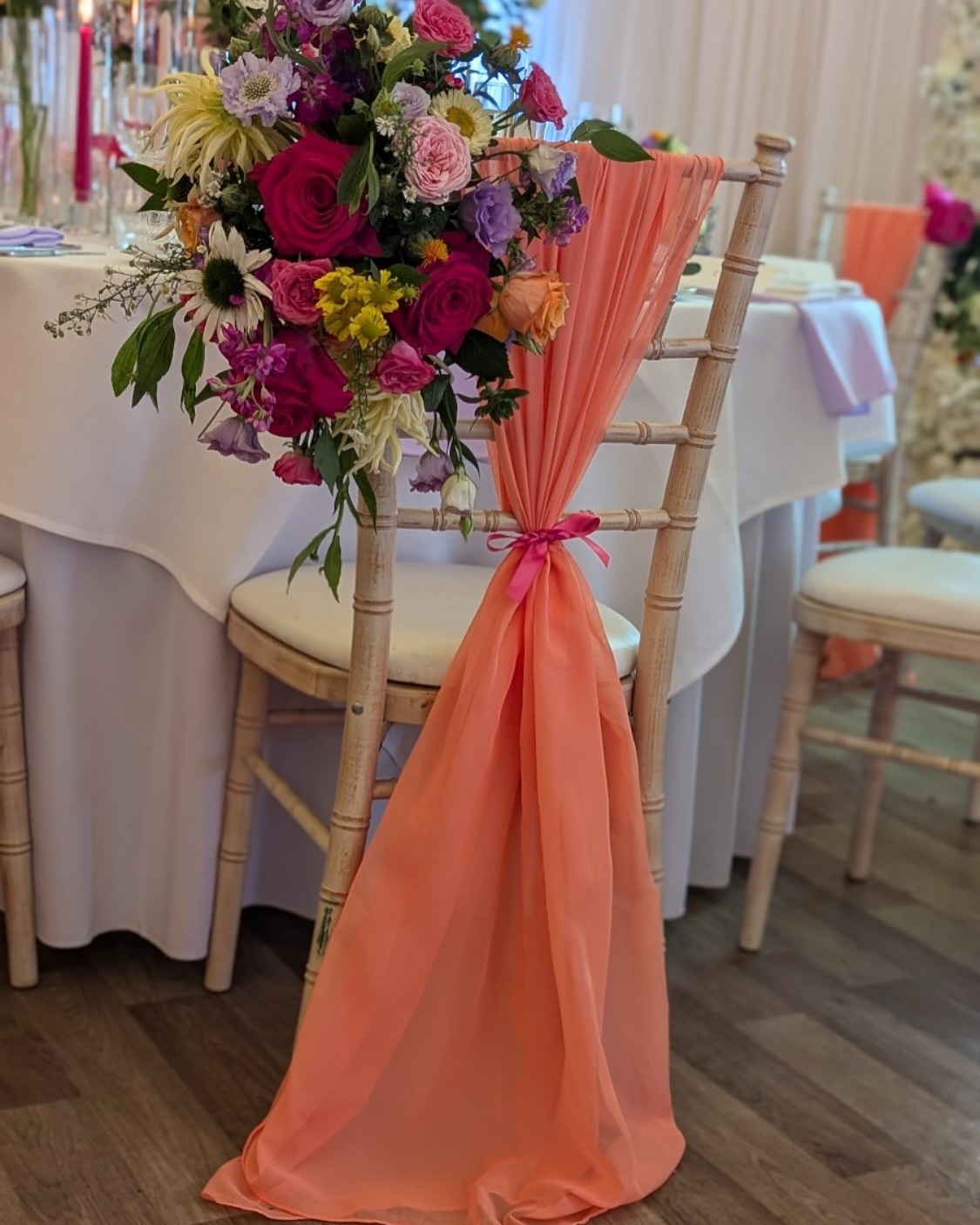 If May Bank Holiday was a Chair Style 😎
Pull up a seat, enjoy the weather and enjoy being together this weekend.
Love
Team Cover IT
#bankholiday #summerishere #weddingstylist #chairstyling #weddingday #weddinginspiration #essexweddings #suffolkweddings #weddingflorist #wedsingstylist #trustedsupplier