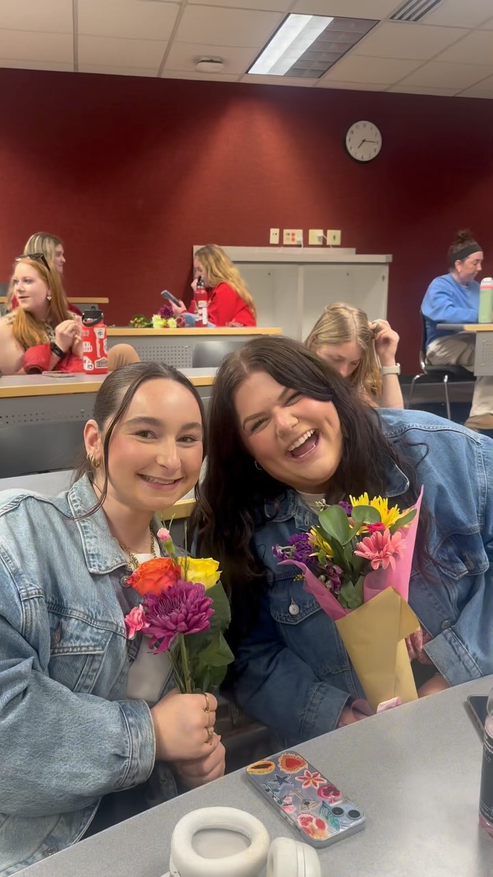 Feeling so incredibly grateful for this group of people ⭐️ what an amazing semester and YEAR we have had and we already cannot wait for next semester. Thank you to our amazing group of seniors who helped make this club what it is 💖 we love you all and appreciate you DEARLY! Until next time 🤗