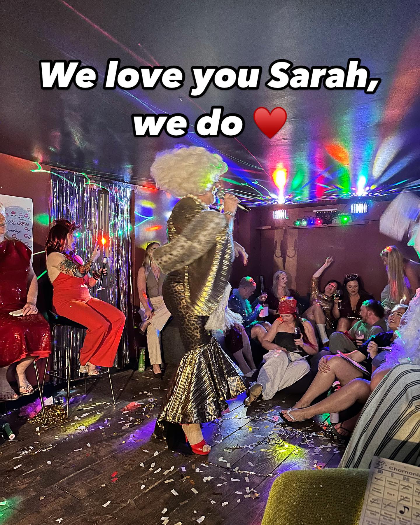 Best night in Oxfordshire with Sarah and her besties ♥️