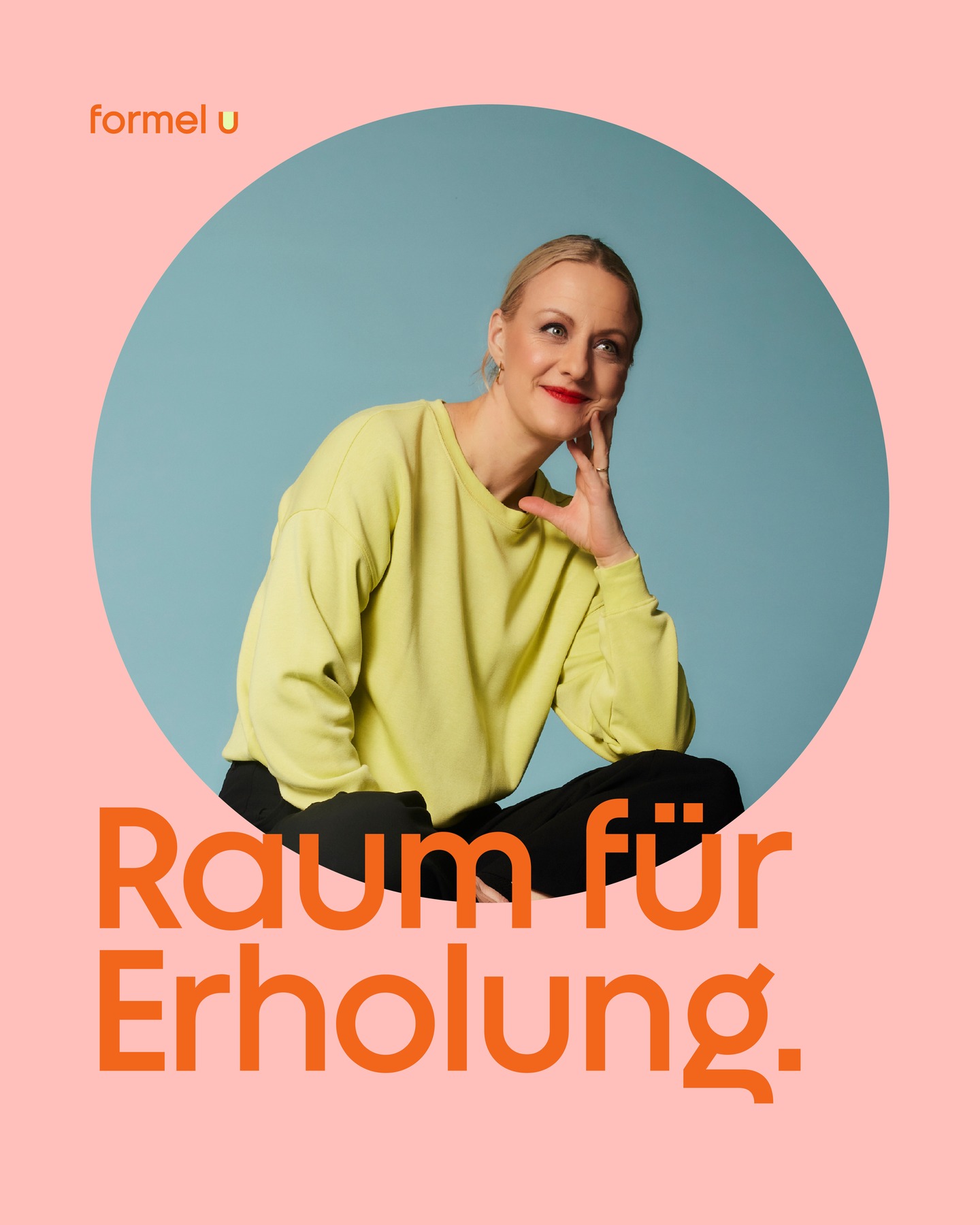 𝗠𝗮𝗻𝗰𝗵𝗲 𝗥𝗮̈𝘂𝗺𝗲 𝗳𝘂̈𝗵𝗹𝗲𝗻 𝘀𝗶𝗰𝗵 𝗮𝗻 𝘄𝗶𝗲 𝗪𝗼𝗰𝗵𝗲𝗻𝗲𝗻𝗱𝗲.
Ein ruhiger Morgen.
Kaffee in der Hand.
Sonnenstrahlen auf dem Boden.
Keine Termine.
Einfach nur sitzen und merken:
𝗗𝗲𝗿 𝗥𝗮𝘂𝗺 𝘁𝘂𝘁 𝗺𝗶𝗿 𝗴𝘂𝘁.
Im Alltag denken wir funktional:
Schreibtisch, Küche, Bad, fertig.
𝗔𝗯𝗲𝗿 𝗮𝗻 𝗳𝗿𝗲𝗶𝗲𝗻 𝗧𝗮𝗴𝗲𝗻?
Da spüren wir, ob ein Raum uns gut tut:
→ Ob er uns runterbringt
→ Oder inspiriert
→ Ob wir durchatmen können
→ Oder 𝗴𝗲𝗿𝗻 𝗲𝗶𝗻 𝗯𝗶𝘀𝘀𝗰𝗵𝗲𝗻 𝗹𝗮̈𝗻𝗴𝗲𝗿 𝗯𝗹𝗲𝗶𝗯𝗲𝗻.
Genau das interessiert mich als Architektin:
𝗪𝗶𝗲 𝘂𝗻𝗱 𝘄𝗮𝗿𝘂𝗺 𝗥𝗮̈𝘂𝗺𝗲 𝗻𝗶𝗰𝗵𝘁 𝗻𝘂𝗿 𝗴𝘂𝘁 𝗮𝘂𝘀𝘀𝗲𝗵𝗲𝗻,
𝘀𝗼𝗻𝗱𝗲𝗿𝗻 𝘀𝗶𝗰𝗵 𝗮𝘂𝗰𝗵 𝗴𝘂𝘁 𝗮𝗻𝗳𝘂̈𝗵𝗹𝗲𝗻.
→ 𝙐𝙣𝙙 𝙙𝙪? 𝙒𝙤 𝙛𝙪̈𝙝𝙡𝙨𝙩 𝙙𝙪 𝙙𝙞𝙘𝙝 𝙖𝙢 𝙬𝙤𝙝𝙡𝙨𝙩𝙚𝙣?
#raum #architektur #wohlfühlen