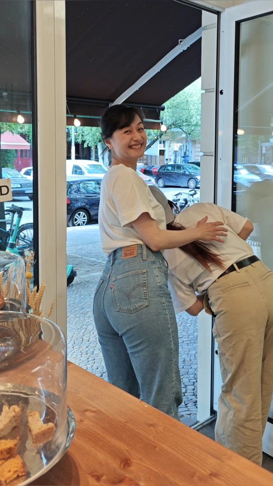 🥳🍞 Nun können wir mehr Brote backen, juhuuU! 😀🎉
#sauerteig
#sauerteigbrot
#sourdough
#berlinerbrot
#brotbacken
#brotbackenmachtglücklich
#berlinfood
#berlinfoodie
#berlinfoodguide