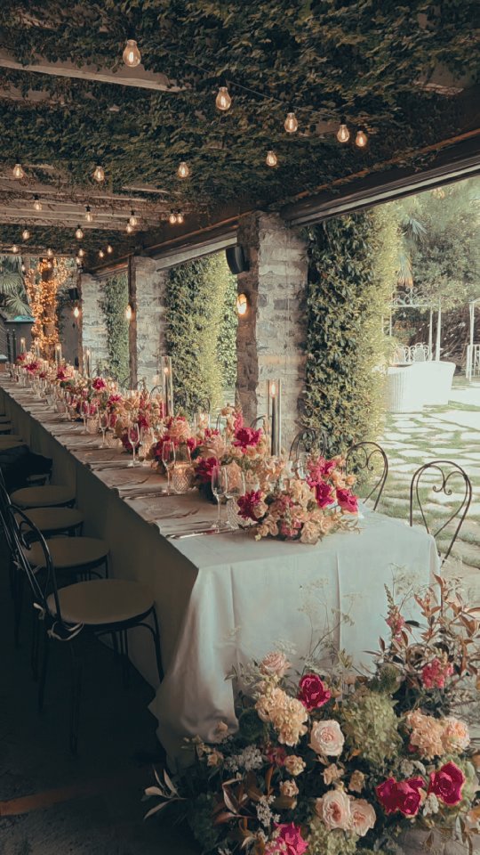 @figlideifioricomo
#lakecomo #comolakeside #lakecomovillas #lakecomohotels #candlelightdinner #lagodicomo #romanticdinner #weddingday