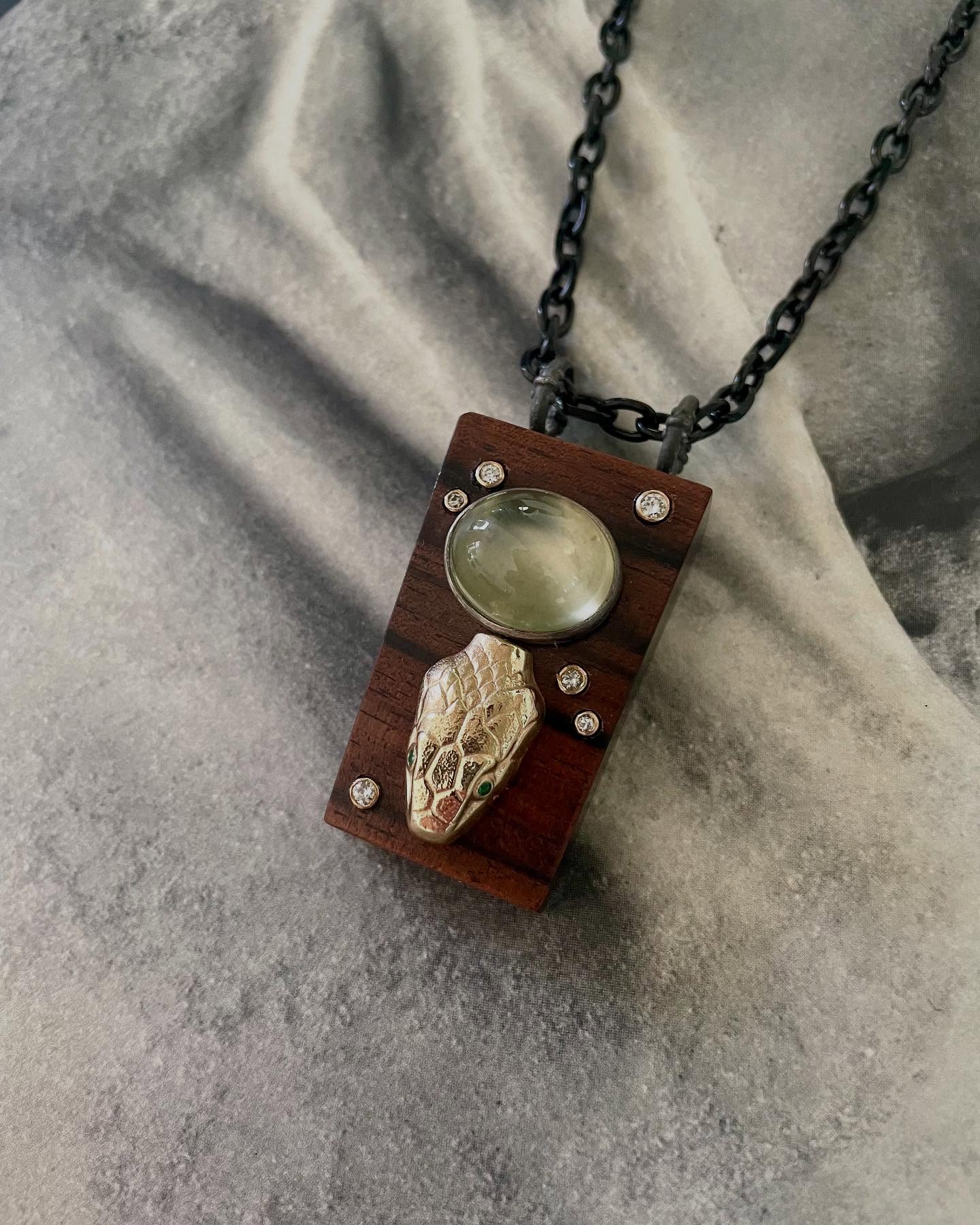 Rosewood, moonstone and diamonds #finejewelry #finejewelry #preciousjewelry #woodjewelry #snakeofinstagram #snakejewelryobsessed #moonstonejewelry #contemporary_jewelry #uniquejewelrypieces #uniquejewelrydesign