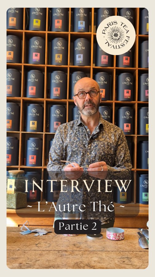 L’AUTRE THÉ x PARIS TEA FESTIVAL – Partie 2
🇧🇪 Un oolong chaleureux : C’est ainsi qu’Arnaud Dhénin décrit la Belgique — conviviale, accueillante, un pays où le thé trouve pleinement sa place.
Derrière L’Autre Thé, il y a ses années de voyages : ✈️
De Taïwan au Japon, en passant par l’Inde… un itinéraire fondateur qui l’a mené à créer sa propre maison en France, pour proposer un thé qui lui ressemble.
🤝 Collaborateurs, partenaires, producteurs…
Tout repose sur une même base : la confiance, la transparence, le respect.
🫖 Sa boutique belge (ouverte depuis 1 an et demi) attire déjà une communauté passionnée, curieuse, en demande de découvertes. Un terreau fertile pour de nouvelles aventures.
📍Rencontrez L’Autre Thé au Paris Tea Festival le 15 juin à la Maison Internationale de Paris.
🎥 Vidéo : @croco_tea
__________________________________________________________
L'AUTRE THÉ x PARIS TEA FESTIVAL - Part 2
🇧🇪 A warm oolong : That's how Arnaud Dhénin describes Belgium - friendly, welcoming, a country where tea has its rightful place.
Behind L'Autre Thé are his years of travels: ✈️
From Taiwan to Japan, by way of India... an itinerary that led him to set up his own company in France, to offer a tea that's just like him.
🤝 Collaborators, partners, producers...
Everything is based on the same foundation: trust, transparency and respect.
🫖 His Belgian boutique (open for 1 year and half) is already attracting a passionate, curious community eager to discover new things. Fertile ground for new adventures.
📍Meet L'Autre Thé at the Paris Tea Festival on June 15 at Maison Internationale de Paris.
🎥 Video : @croco_tea
#ParisTeaFestival #LAutreThé #TeaCulture #ThéBio #SourcingÉthique #TeaJourney #Belgique #TeaLovers #VoyageSensoriel