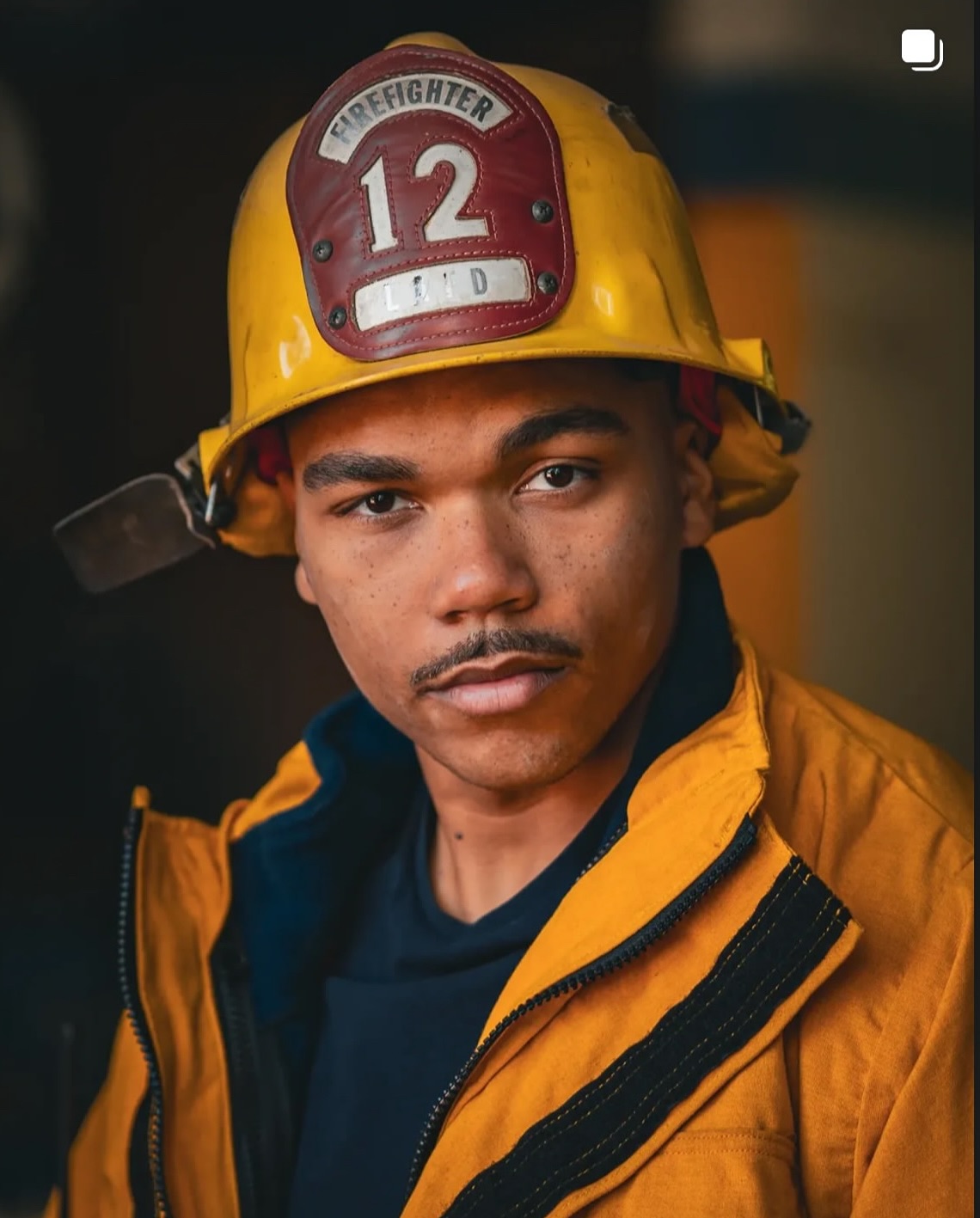 🔥🔥🔥🚒 Been on a lot of sets this past month, but gotta say this set was 🔥 (no pun intended), and yes… they let me ride in the trucky 🥰