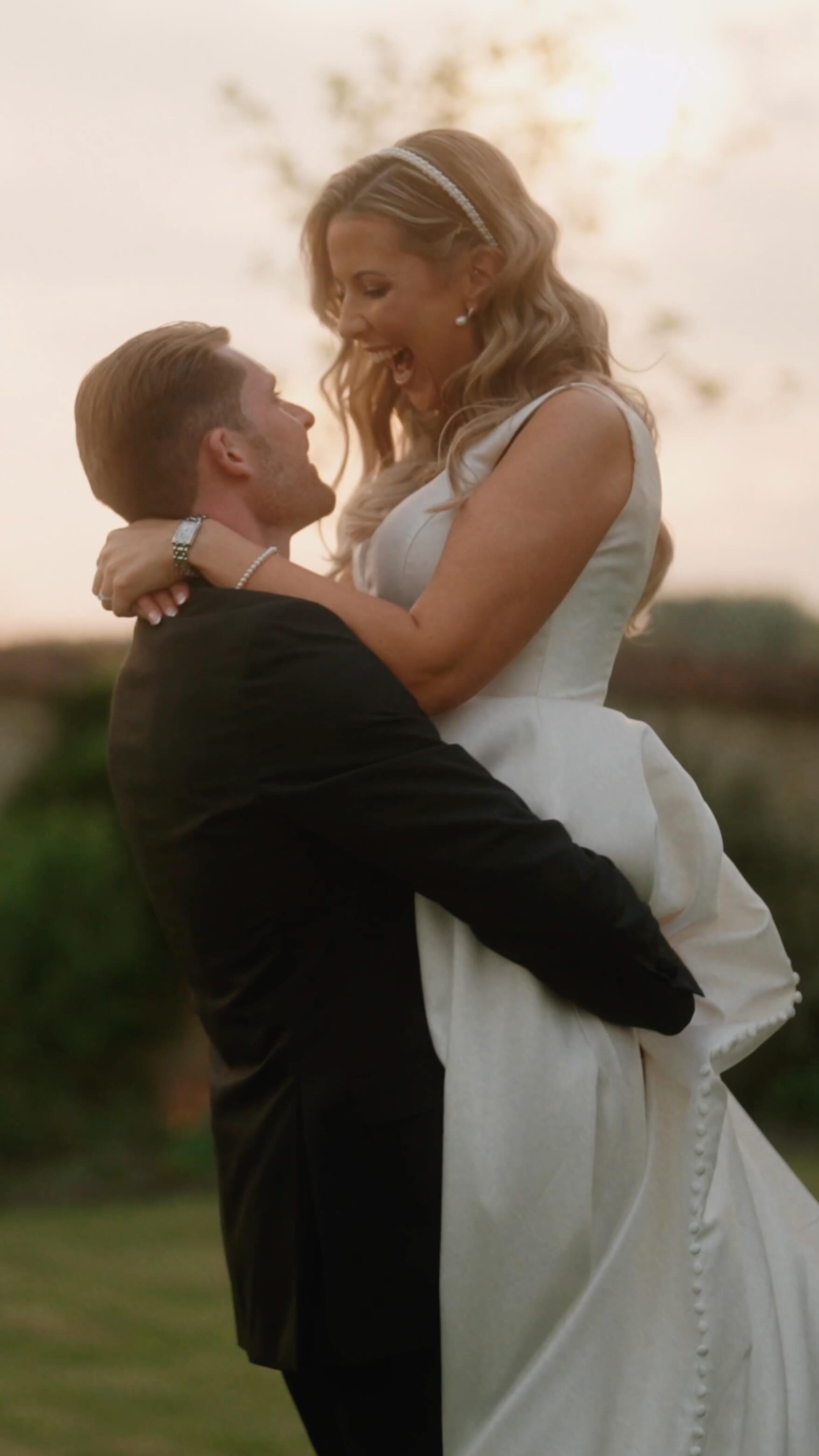 Trailer - Zoe & Edward - @syrencot
A beautiful day in Wiltshire with Z&E’s. So great to work with @notthatoliviacoleman again
Videographer: @pittstopfilmsweddings
Venue: @syrencot
Celebrant: @notthatoliviacoleman
Dress: @perfectdaybride @lovestory.london
MUA: @roxiemakeupuk
Hair: @creativecurls_bykatie
Florist: @milstonflowerbarn