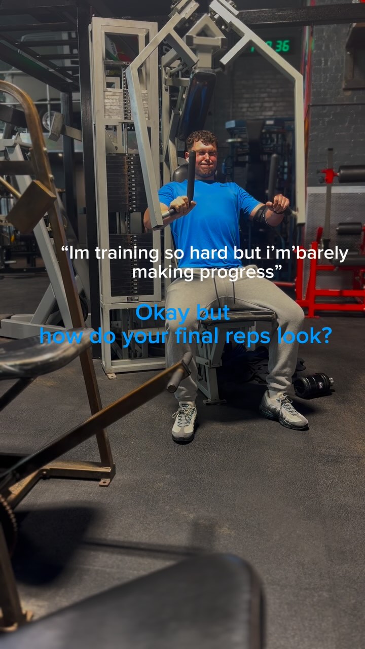 Yes, you may think you’re training hard… But how do your final reps look?
Your final reps should be a struggle, if you are finishing the set just trying to get to a set number and then stopping, or just to the point where it feels like it’s starting to burn then stopping. Try pushing more out of the tank.
Get to the point where you can’t physically do another rep with good form. The final reps should always be a struggle. Now you know your putting in your all for every set and the muscle couldn’t push another rep.
Try this in your training sessions and thank me later once you’ve progressed🤝
#fit #fitness #body #bodybuilding #gym #work #workhard