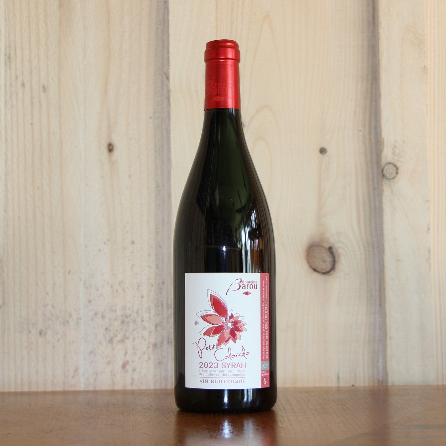 🍷 Le coup de cœur du mois d'avril🍷
On l'aime vraiment, cette cuvée "Petit Colorado" (IGP Colline Rhodaniennes). Une brassée de fruits noirs bien mûrs avec des petites notes de pruneaux pour une finale torréfiée moka.🍇
📍Dispo en boutique dès maintenant au 60 bis Boulevard Pasteur !
#petitcolorado #barou #vinrouge #winelovers #nantes