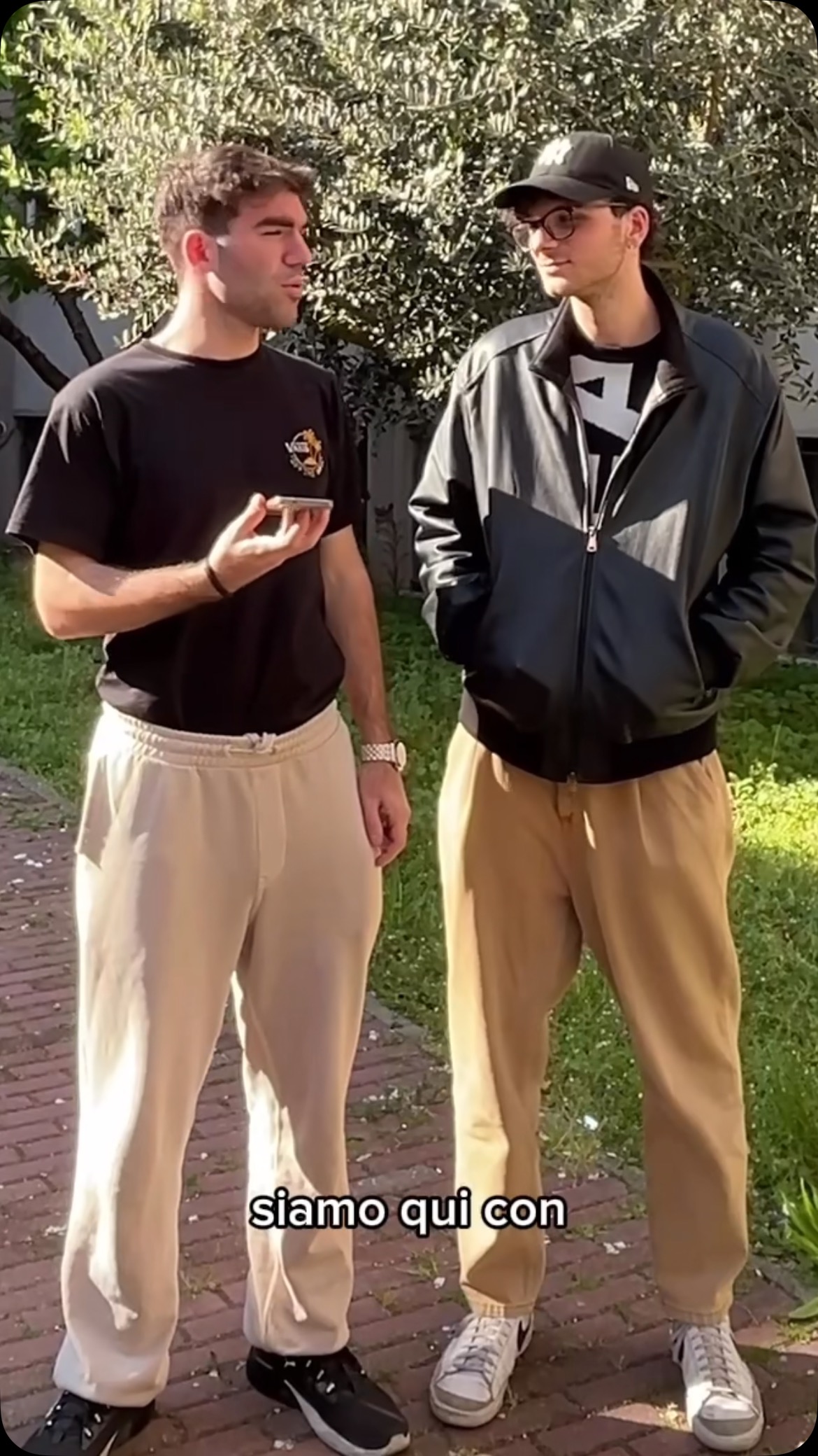 Un piccolo dietro le quinte dell’intervista al nostro Alfredo, il responsabile del gruppo Eventi Collaterali del torneo Tutti in Campo! ⚽️🧠✨
Scopri chi c’è dietro le idee che rendono il nostro torneo un vero evento da vivere, dentro e fuori dal campo!🔥
#tuttincampo #calciointegrato #coppacalciointegrato #jobsfactory #csimilano