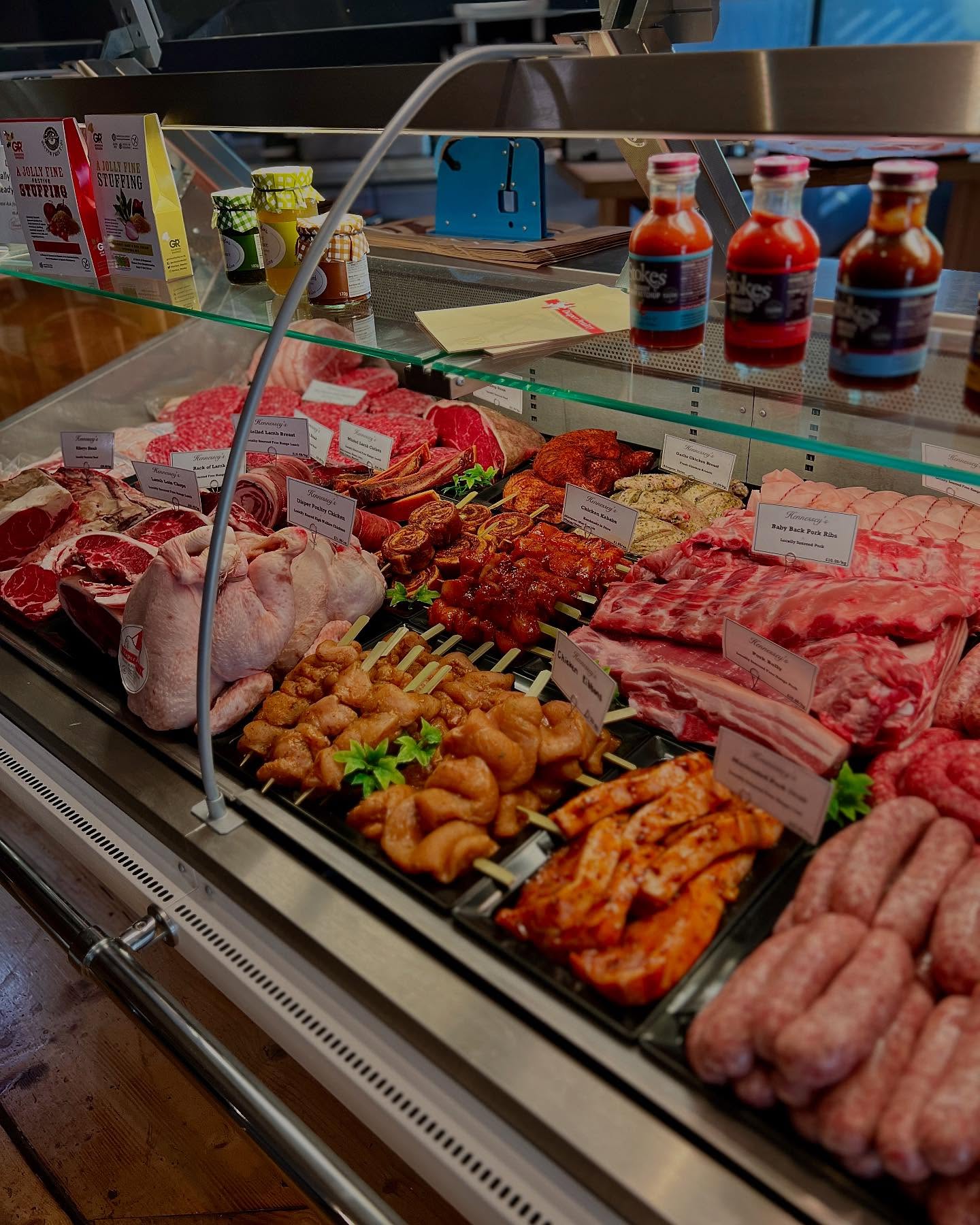 Anyone for a BBQ?
We have burgers, sausages, kebabs, marinaded pork and marinaded lamb
First come, first served!