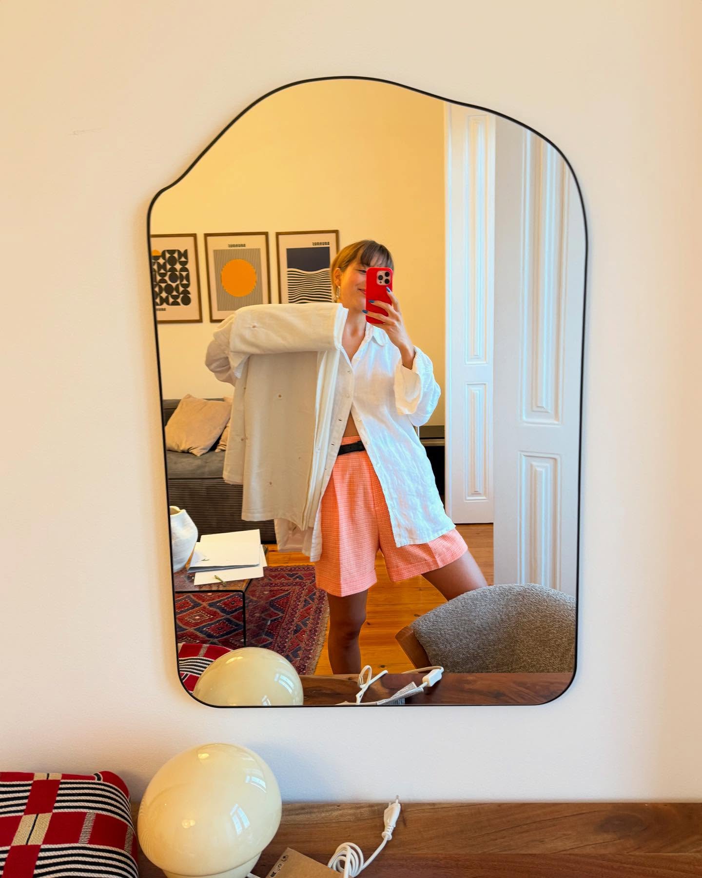 “Are you working? What kind of work do you do?”
Behind the scenes of the madness, the magic, and the hustle it takes to make it look effortless.
Work, play, purpose—all tangled up.
#BehindTheScenes #CreativeProcess #RealEstateLife #ContentCreation #WorkInProgress #LuxuryLifestyle #LisbonRealEstate #WomenInBusiness #DayInTheLife #AuthenticContent #WorkHardPlayHard #StorytellingThroughDesign #InteriorGoals #CuratedLiving #AestheticWorkspace #PassionAndPurpose #WhatIDo #DigitalNomadLife #OnTheGrind #WorkVibes