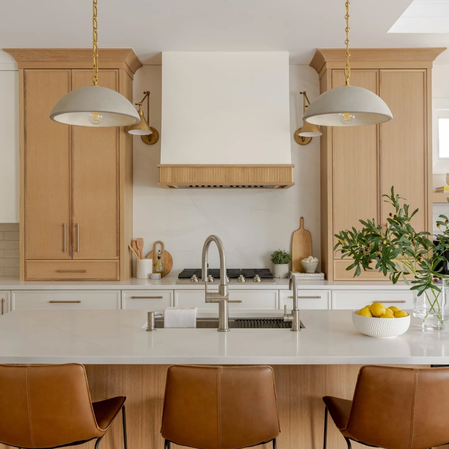 Your home should be a reflection of YOU. I'm here to assist you in achieving just that. While this Kitchen was still fairly new, it didn't provide the storage nor the aesthetics that reflected my clients' personal style. With proper planning and listening to their needs, we achieved a cohesive look throughout their entire home ✨
.
.
.
#NiagaraDesign #FonthillOn #FonthillRealEstate #NiagaraHomes #DesignersofNiagara #DesignInspo #kitchensofinstagram #PelhamOn #Pelham #NiagaraDesigner