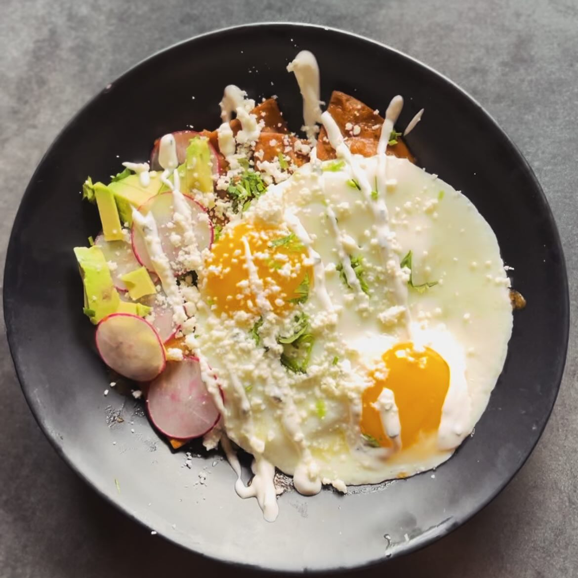 Celebrate Cinco de Mayo in style with this exclusive brunch special. Indulge in our chef-curated dishes inspired by vibrant Mexican flavors. 🌶️🫑🍅🍋🟩
Pairs perfectly with our artfully composed La Gloria cocktail 🍸
🍽️ Brunch served Saturday & Sunday | 10AM - 3PM
📍Parker Square, Flower Mound TX — where brunch meets bold sophistication.
#brunch #cincodemayo #restaurant #eat #drink #craftcocktails #upscaledining #flowermound #lewisville #highlandvillage #denton #grapevine #dfw #mimosa #patio