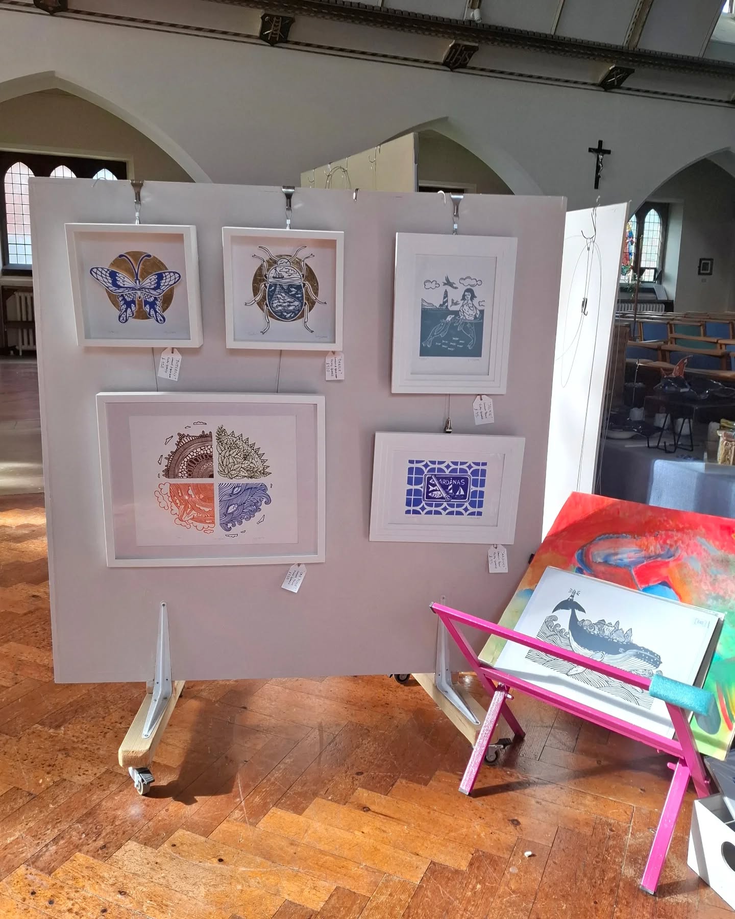 Everything ready @art_at_the_good_shepherd for tomorrow, 1st day of the @artistsopenhouses festival!
Private view tomorrow from 6 pm to 8 pm. Come and visit us!
.
.
.
#artistsopenhousesbrighton #brightonandhove #artistsexhibition #artforsale #AOH2025 #BrightonArt #ArtistsOpenHouses #SupportLocalArtists #BrightonEvents #printmaker