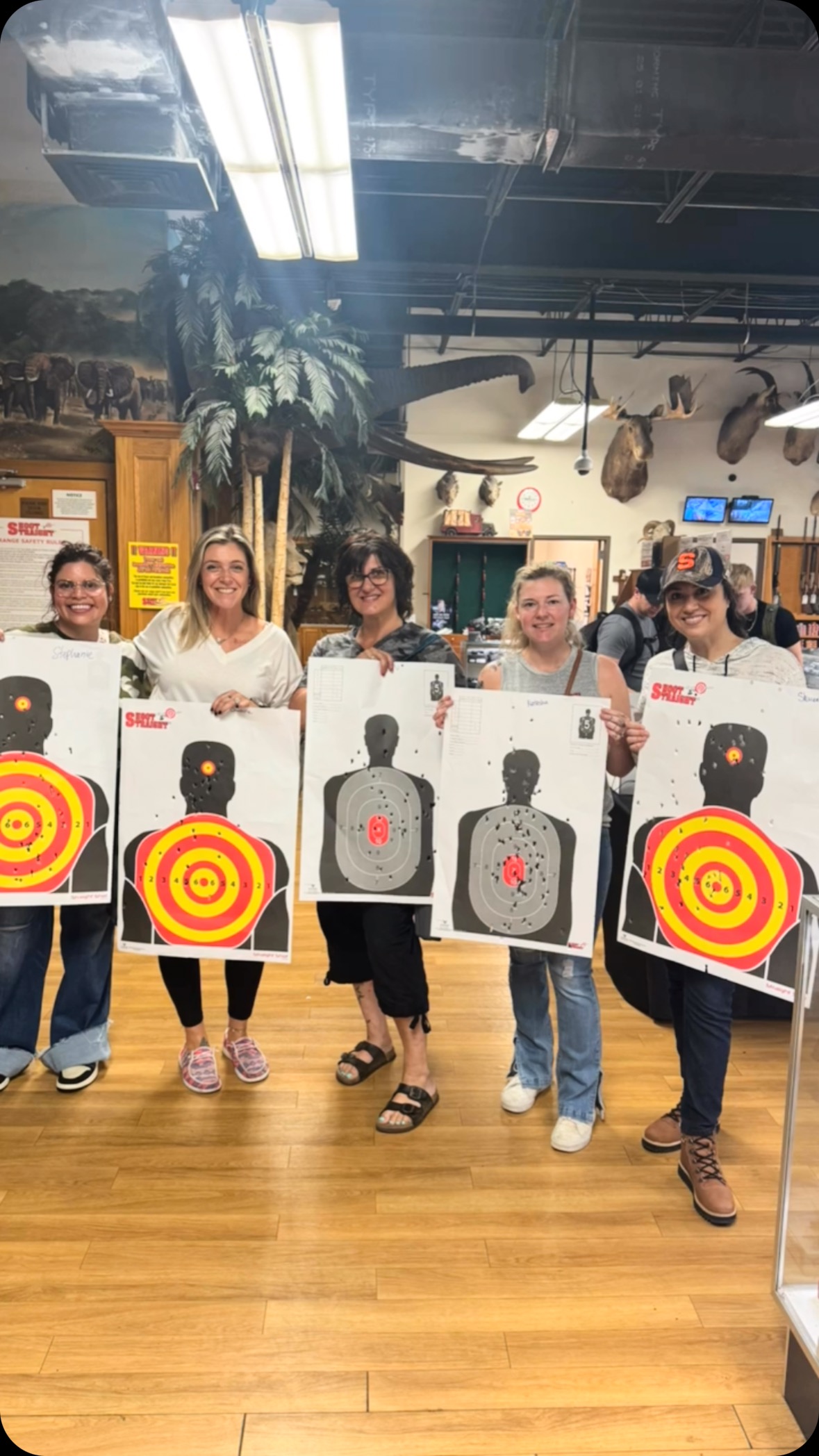 Teamwork, target practice, and a whole lot of bold women. Knowledge is power—so don’t come looking for trouble.
#shootingrange
#teambuilding #thelabclermont #team #knowledge #freedom #empowerment #clermont #salon