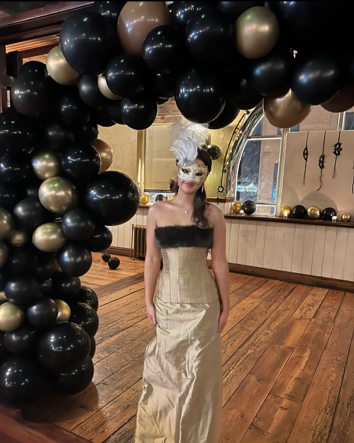 Balloons you won’t want to hide….@bespokeballoons.ie