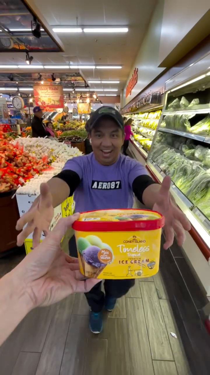 run don’t walk to a seafood city near you 🏃🏻💨 come get the original red and yellow tubs in our most popular flavors 🤩
💜 UBE
🥥 UBE MACAPUNO
🌽 MAIS CON QUESO
‼️ for MORE flavors and factory prices, run don’t walk to our sorbetes lab in san dimas 🏃🏻💨
#coneyislandcreamery #icecream #ube #filipino #pinoy #pinoyfood