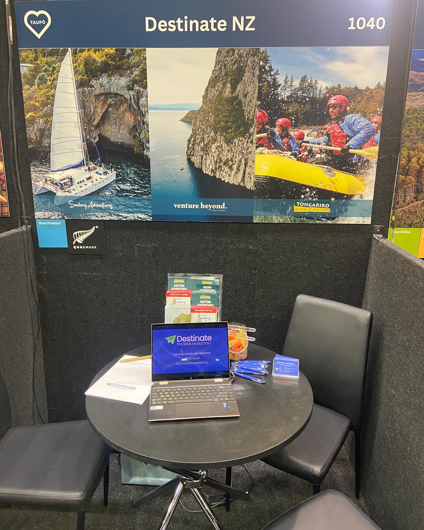 Day 1 at #TRENZ25 - awesome appointments, and a fantastic welcome function at @te_puia
Also no photos but fun crayfish, blue code and champagne pre-Welcome drinks at Distinction Hotel.
Big day tomorrow!
#TRENZ25 #Rotoruanz #tourismmarketing