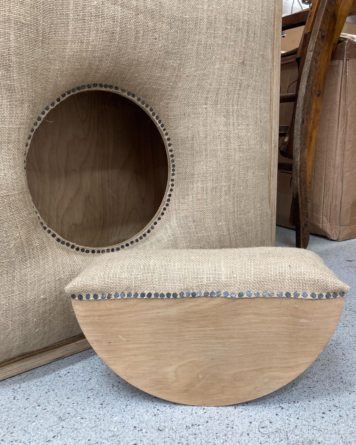 These are some photos from an incredibly fun commission I had recently as part of an exhibition by @tabathaandrews_art, Tabatha Andrews: The Slightest Gesture. This was a brilliant project, and a really fun challenge for me, working on upholstering a huge door structure, and smaller shapes using horsehair. It was really exciting thinking through how the upholstery could be done, and bouncing ideas around without the usual constraints of making functional furniture. The exhibition is currently on at Exeter Phoenix and will run until the 21st of June, please do go and check it out if you can, you’ll be able to see more really beautiful artwork by Tabatha and the upholstery done by me! https://exeterphoenix.org.uk/events/the-slightest-gesture/ #traditionalupholstery #sculpture #upholsteryartisan #craft #craftsperson #upholsterer