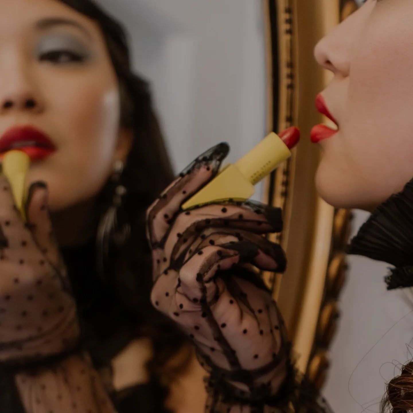 Organisatie @sterkzichtbaar - @donnadoree
Model: art model Peiyun
Photographer:@irenevandewegefotografie
Lipstick: @ikabeauty.official
Muah: @robine.professional.make.up Hair:@Donyalenaerts
Styling: @moniquedesar_venlo
Jewelry: @donnadoree
Black cage skirt: @mystic_fantasy_creations