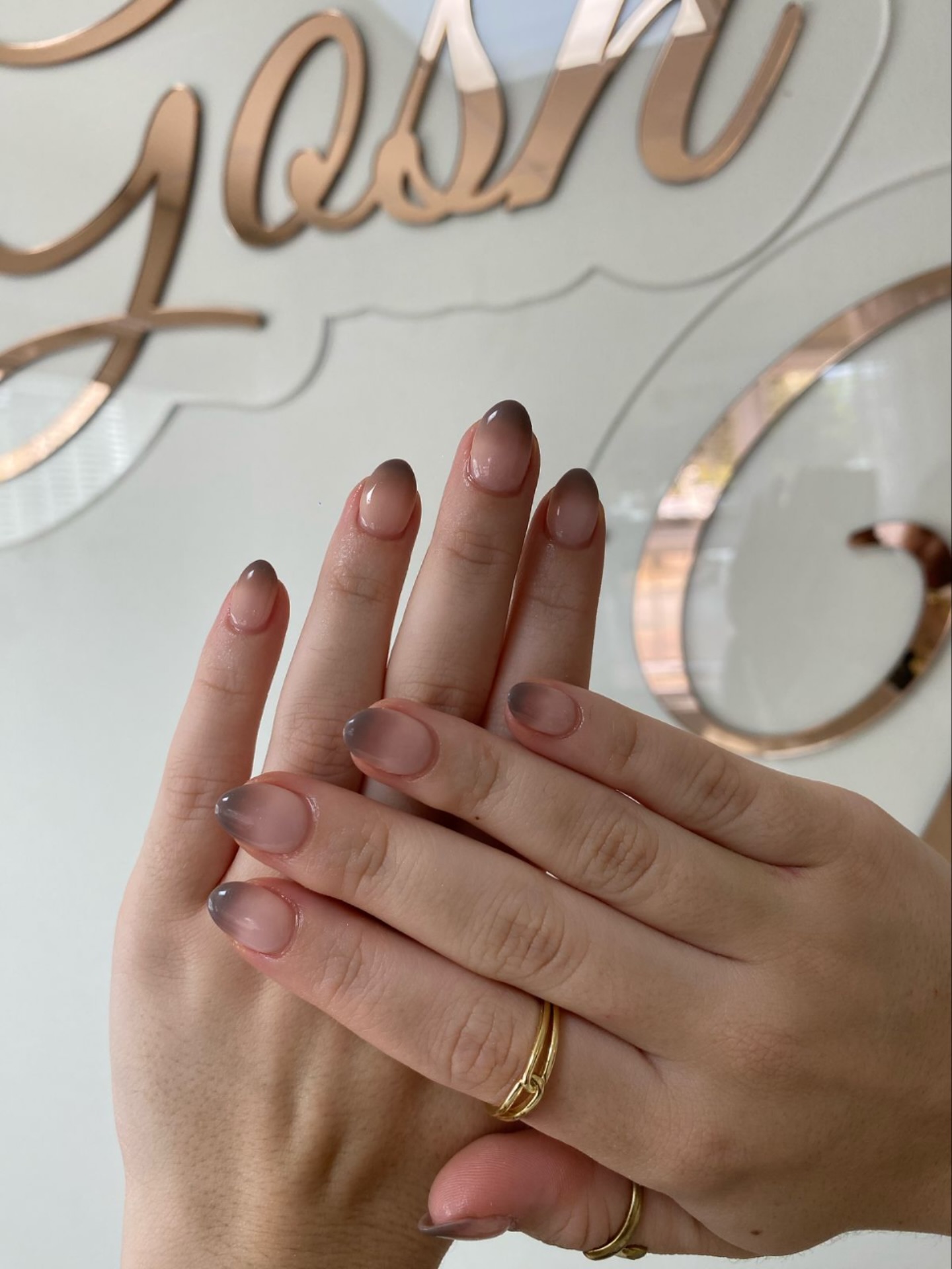 Stunning ombre set done by our Gosh Nails branch by Ilke 💅🏻
To make a booking please send your design to our :
Business whatapp nr :081 500 2238
Website : www.goshnails.com
-
-
-
#nails #trendynails #ombrènails #stellenbosch