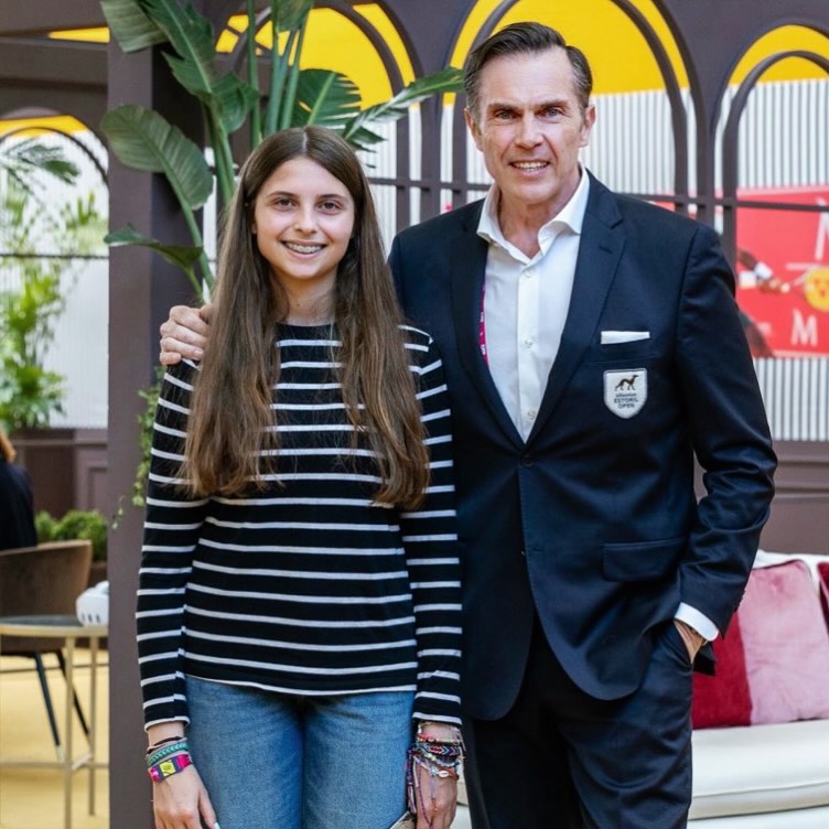 Invitée spéciale à l‘Estoril Open aujourd’hui. 🫶🏻☀️ photo @neusamdayres
*****************************************
#charlesphilippedorleans #princecharlesphilippedorleans #princecharlesphilippe #princedorleans #ducdanjou #naomidorleans #naomivaleskadorleans #princessenaomidorleans #princessenaomi #princessedorleans #duchessedanjou #maisonroyaledefrance #france