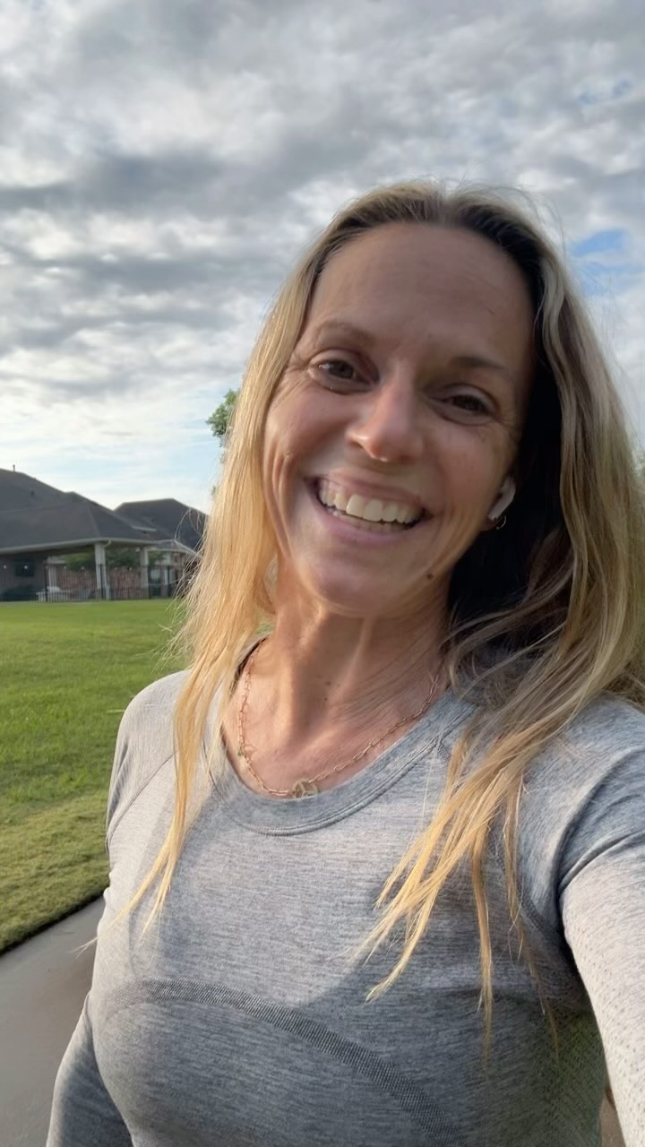 Do you ever feel like you’ve been sitting in meditating and you’re completely failing because your mind is so busy thinking about all the things? Same. All the time!
But after years of practicing, I’ve noticed that even if that moment of me meditating feels like a “failure,” it’s not! Sometimes the benefits of meditating come later when you’re stuck in traffic or your kid is stress stressing out or you’re running late.
All you really have to do is notice your thoughts and be with them. Put your phone away for a little bit and just enjoy the moment.
Just keep going. It’s working.
#Meditation #FindThePositiveEveryDay