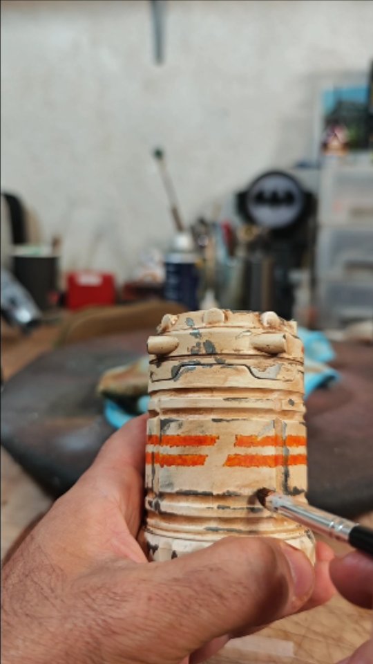 For the Star Wars Day, #maytheforthbewithyou .
Une petite lampe de camping custo en mode #starwars
#romaricgears #survival #props #outdoorgear #adventure #paint #starwars #jedi #themandalorian #jedifallenorder #jedisurvivor #kotor