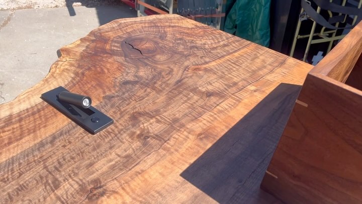 Any wood grain junkies out there? Getting this giant Walnut Headboard & Nightstand piece ready for delivery. Isn’t that a stunning grain pattern? It’s hard to imagine how this huge slab was once a proud walnut tree. The tree had to be giant.
…
DM me if you’re interested in a piece similar to this beautiful treasure.
#StumpfWoodworks #MakeGaragesDirtyAgain #TreeToTable #Lacquer4ever #LiveEdge #Urbanwood #HandcraftedFurniture #SustainableFurniture #NevadaArt #LiveEdgeFurniture #RusticModern