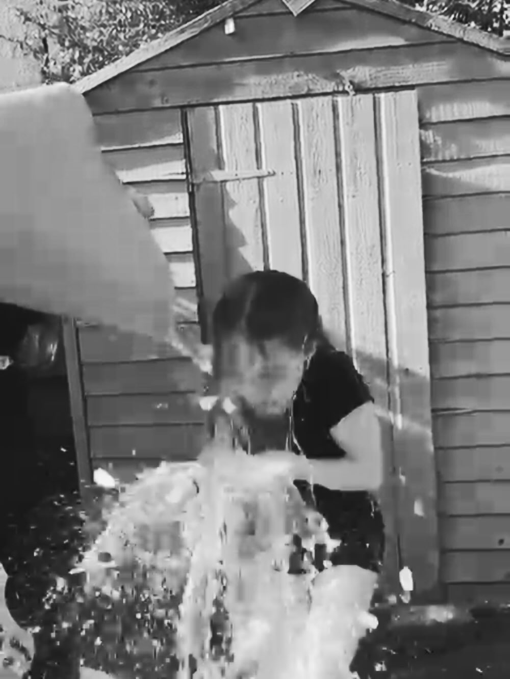 Wow! I’m so impressed by all the teenagers I know who have been taking part in the ice bucket challenge, thinking about their own and each other’s mental health #adolescentmentalhealth #adolescentwellbeing #teenagers #mighty #together #icebucketchallenge