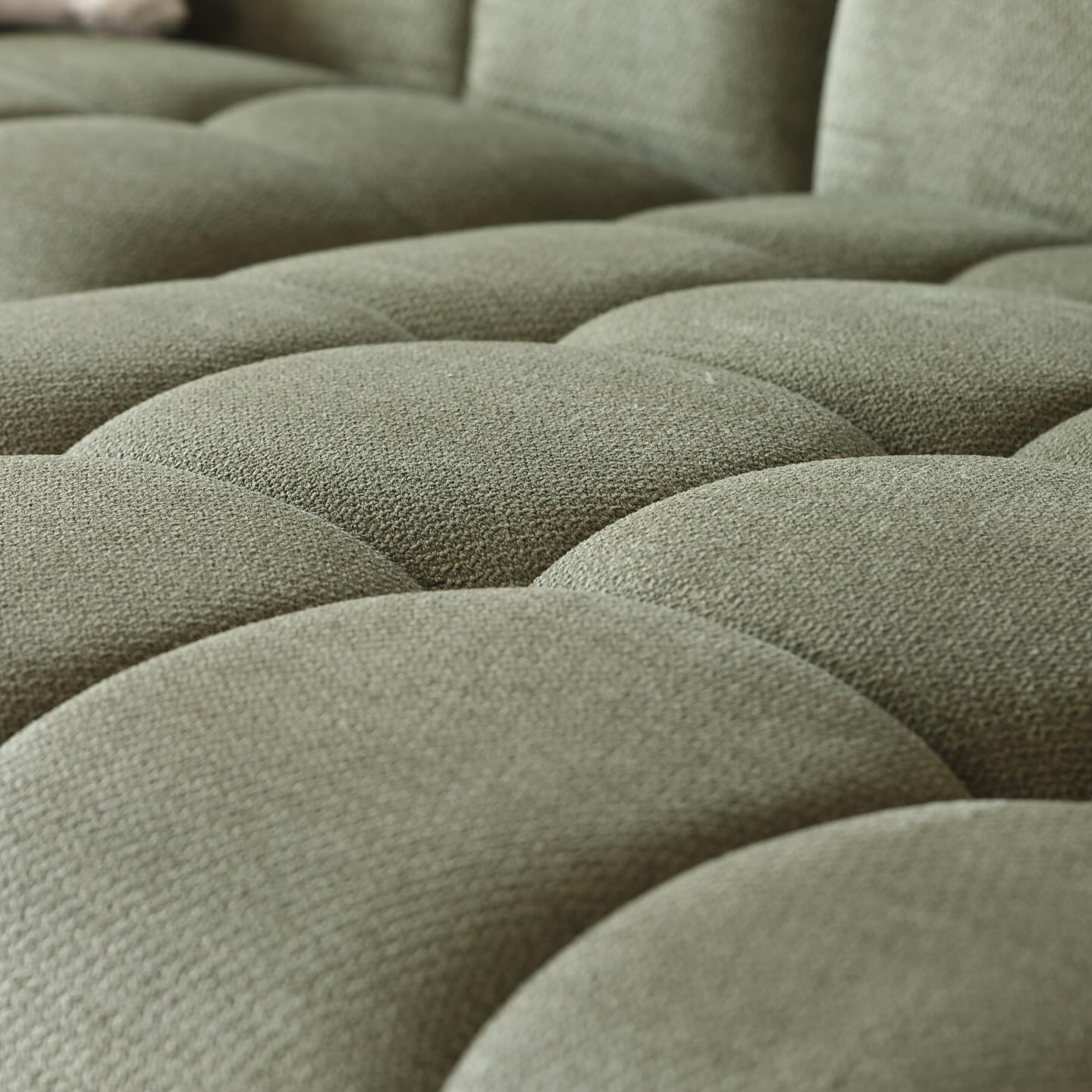 Experience the perfect blend of comfort and style with the Sorento, designed to elevate your living space with its modern aesthetic and luxurious upholstery. Presented here in a green olive finish, the Sorento offers both durability and elegance (more colors available)
One-stop furniture solutions for your e-commerce business.
DM for more details 💌 and follow for more exclusive updates ! 🔔
#HomeDecor #LivingRoomGoals #ModernFurniture #ComfortAndStyle #SofaDesign #FurnitureSupplier #InteriorDesign #HomeInspiration #LuxuryLiving #CustomFurniture #DesignStudio #ArchitectsNeed #FurnitureMaker #SofaSupplier #FurnitureManufacturer #SBRConcept #HomeDecorInspiration #LivingRoomIdeas #Sorento