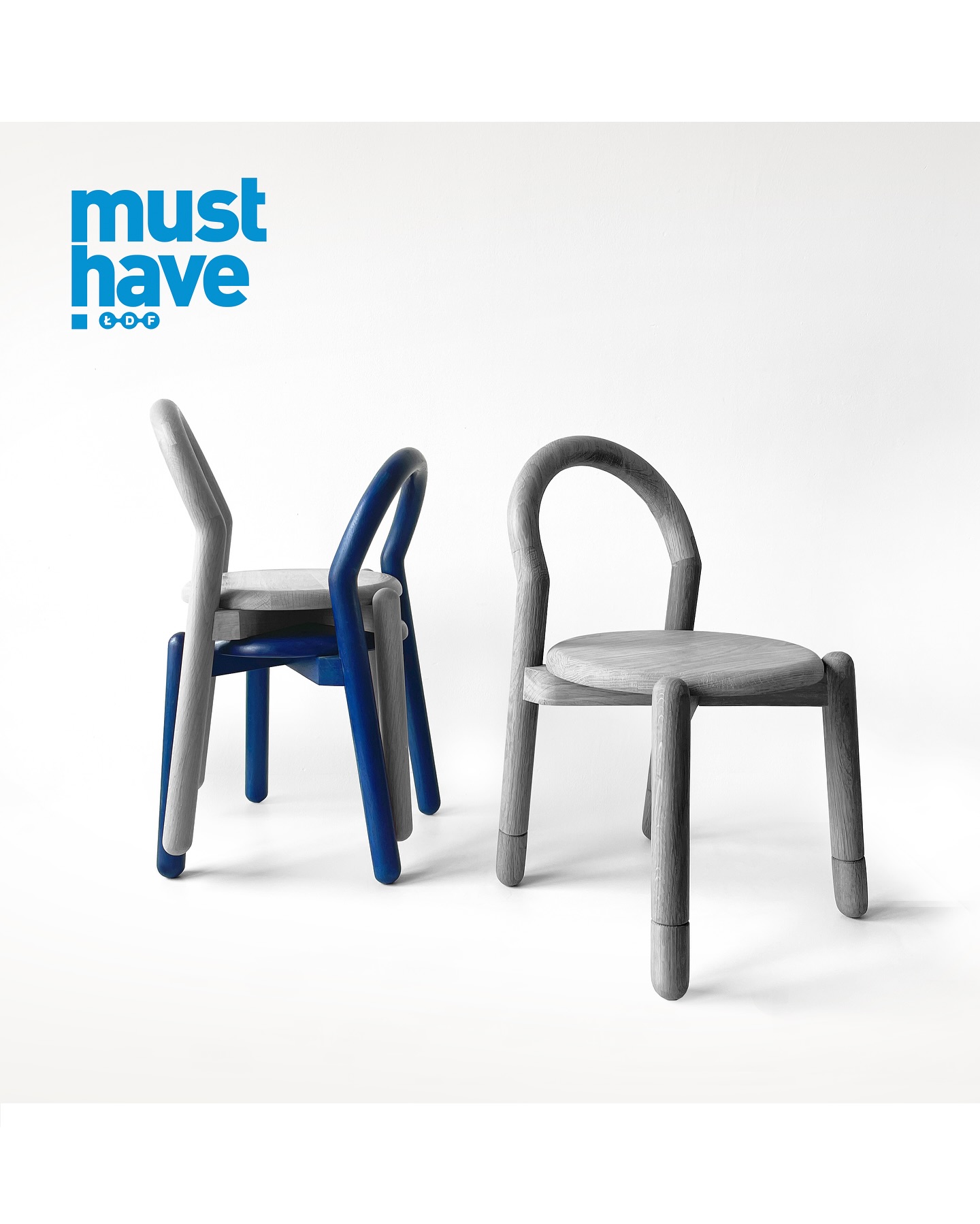 🏆 Mamy to! Nasze krzesełko PLOF zostało wyróżnione w plebiscycie must have, organizowanym w ramach Łódź Design Festival! 🎉
must have to jeden z najważniejszych plebiscytów w polskim designie, organizowany przez @lodzdesign – wyróżniane są w nim najlepsze wdrożenia rodzimych marek, które stawiają na lokalne wzornictwo, najwyższą jakość, potrzeby konsumentów oraz odpowiedzialne wykorzystanie zasobów z myślą o środowisku. 🌿
To wyróżnienie ma dla nas szczególne znaczenie. Cieszymy się, że nasza praca i wartości, które za nią stoją, zostały dostrzeżone i docenione przez ekspertów branży. 💛 To daje nam ogromną motywację do dalszego tworzenia i utwierdza nas w przekonaniu o słuszności naszych założeń.
Dziękujemy z całego serca Radzie Eksperckiej plebiscytu za uznanie naszej pracy!
Zobaczcie nasze krzesełko na żywo podczas festiwalu – więcej informacji już wkrótce!
Więcej informacji o festiwalu pod linkiem: https://lodzdesign.com/esencja-polskiego-designu-czyli-must-have-2025/
#musthave2025 #lodzdesignfestival #designaward #krzesło #polskidesign #wnetrza #nagroda #nowoczesnydesign #sustainabledesign #localbrand